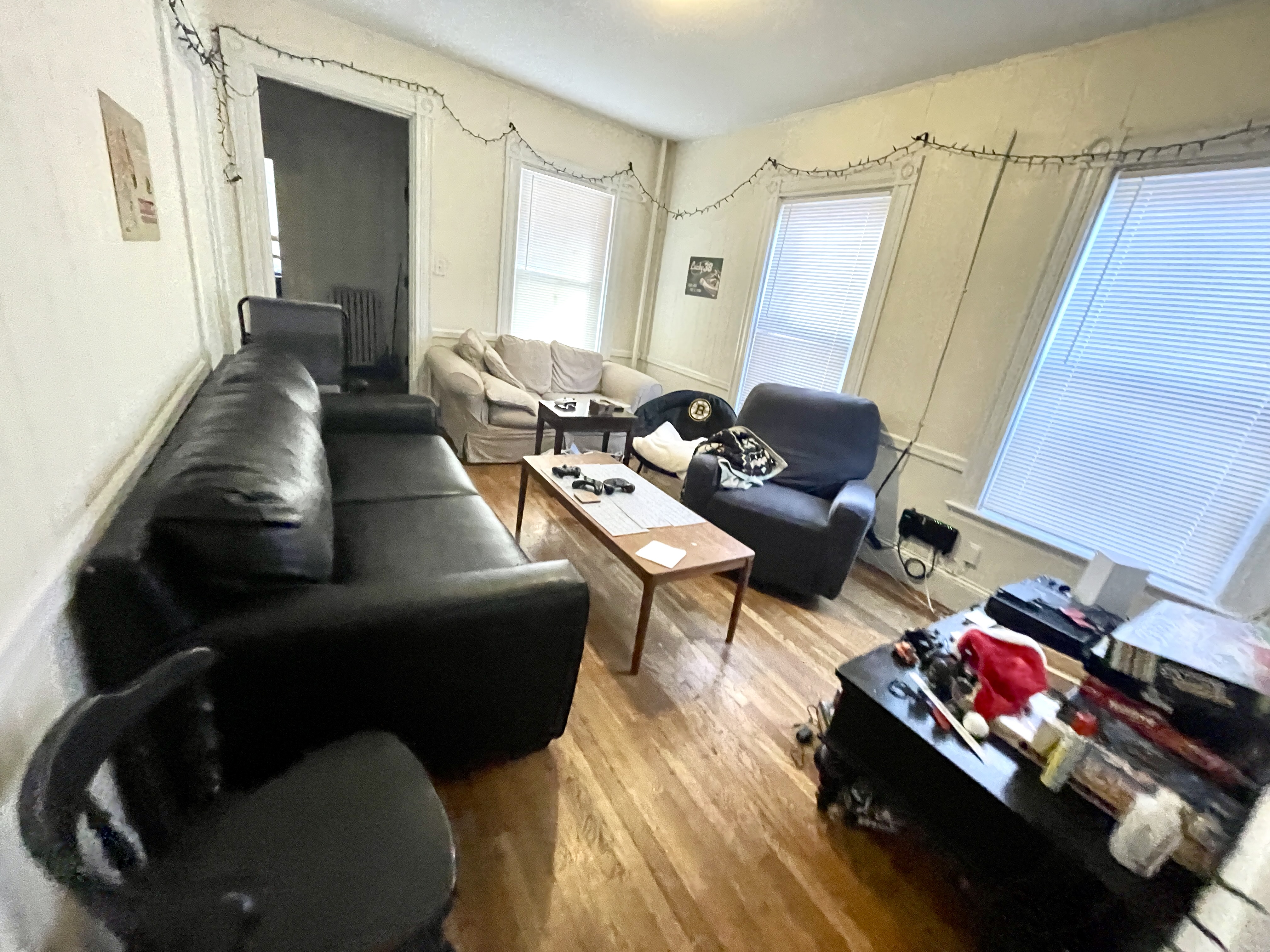 6 bed, 2.5 bath apartment for rent at 14 Pratt St Unit 0, Allston — photo 2 of 21