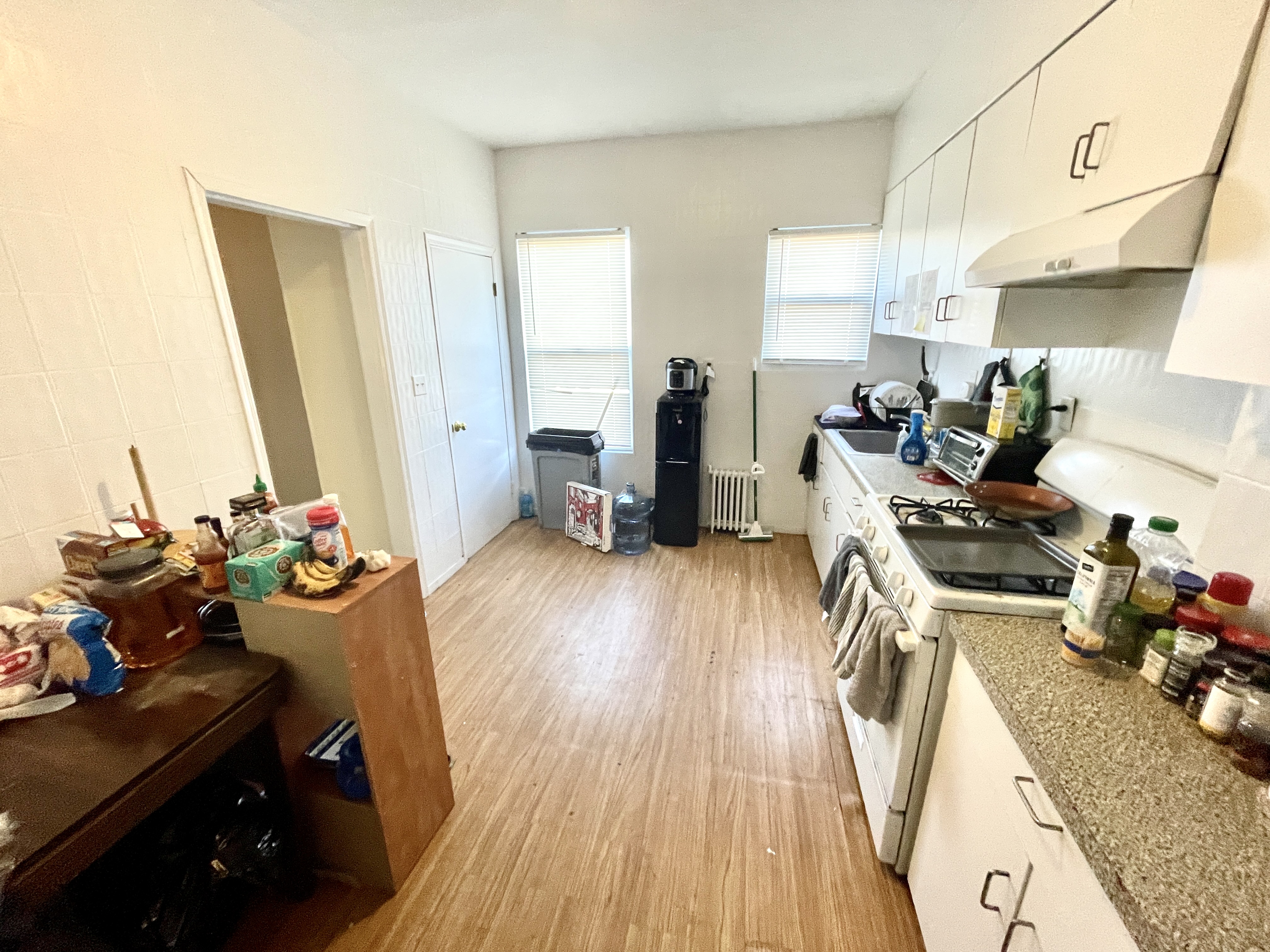 6 bed, 2.5 bath apartment for rent at 14 Pratt St Unit 0, Allston — photo 4 of 21