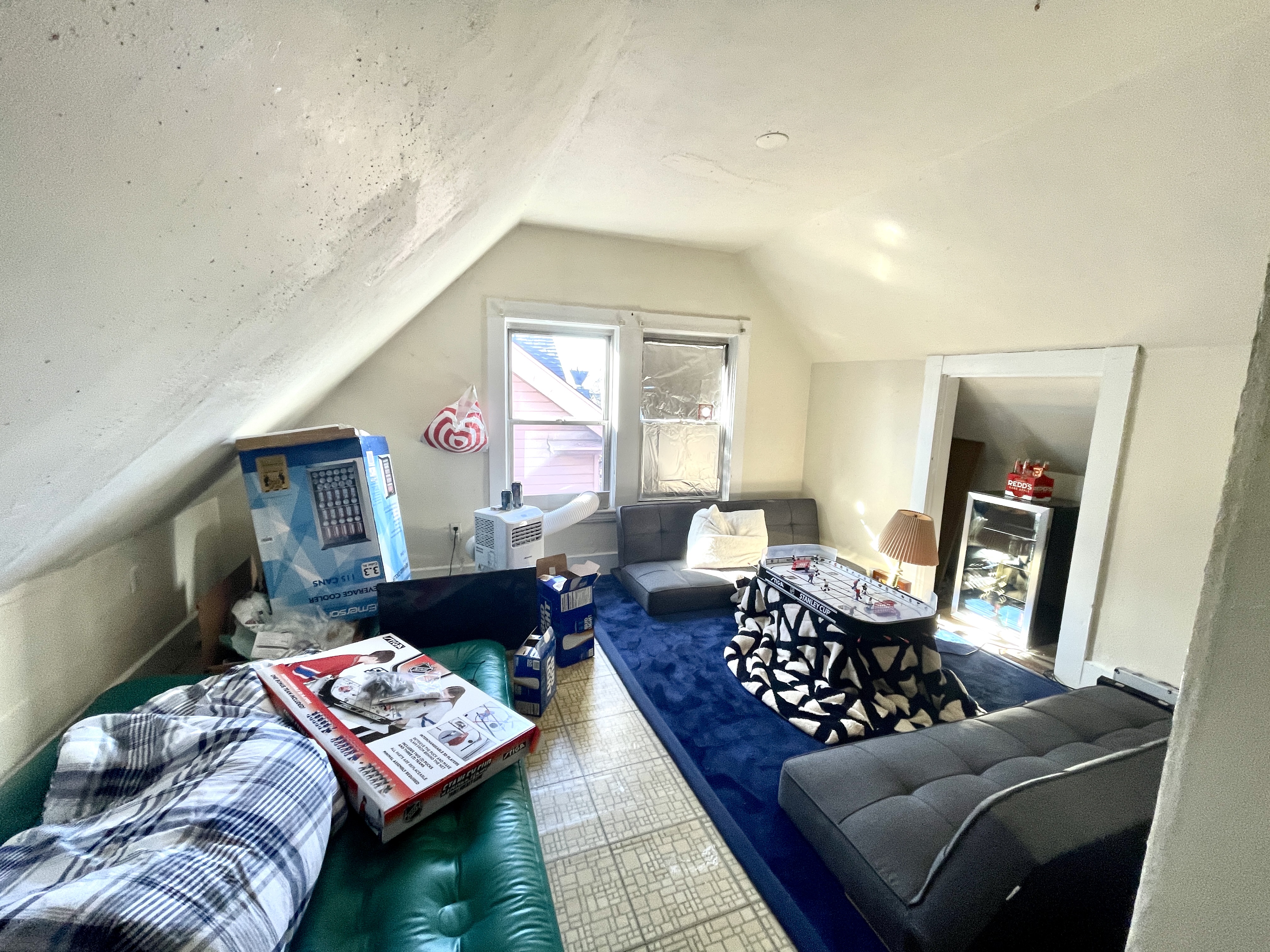 6 bed, 2.5 bath apartment for rent at 14 Pratt St Unit 0, Allston — photo 13 of 21