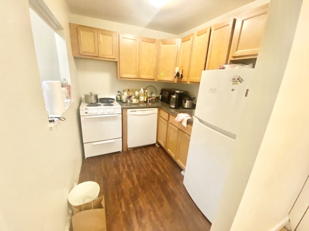 2 bed, 2 bath apartment for rent at 32 Lancaster Terr Unit 104, Coolidge Corner — photo 1 of 8