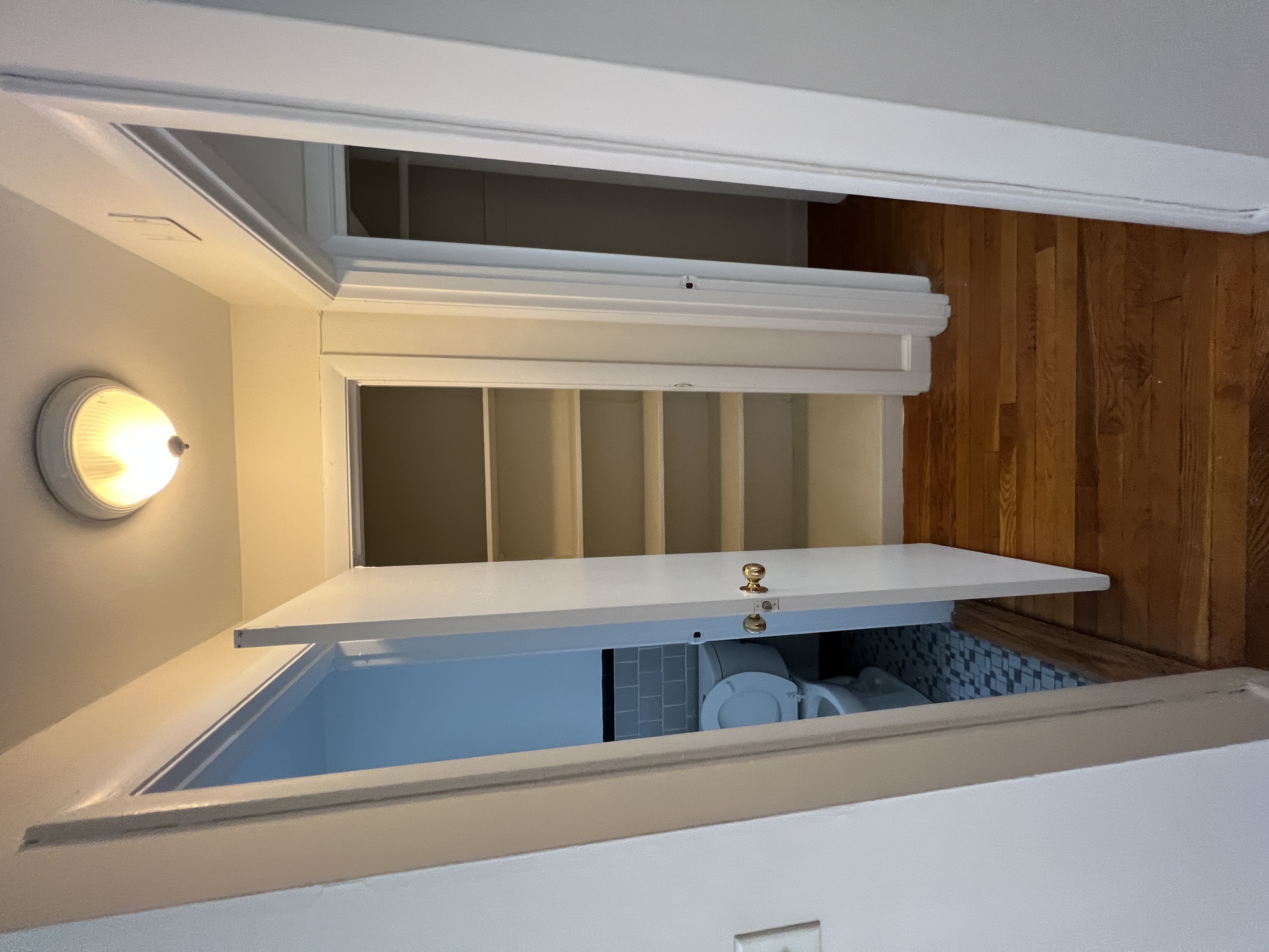 2 bed, 1 bath apartment for rent at 44 Harvard Ave Unit 6, Harvard Avenue — photo 6 of 9