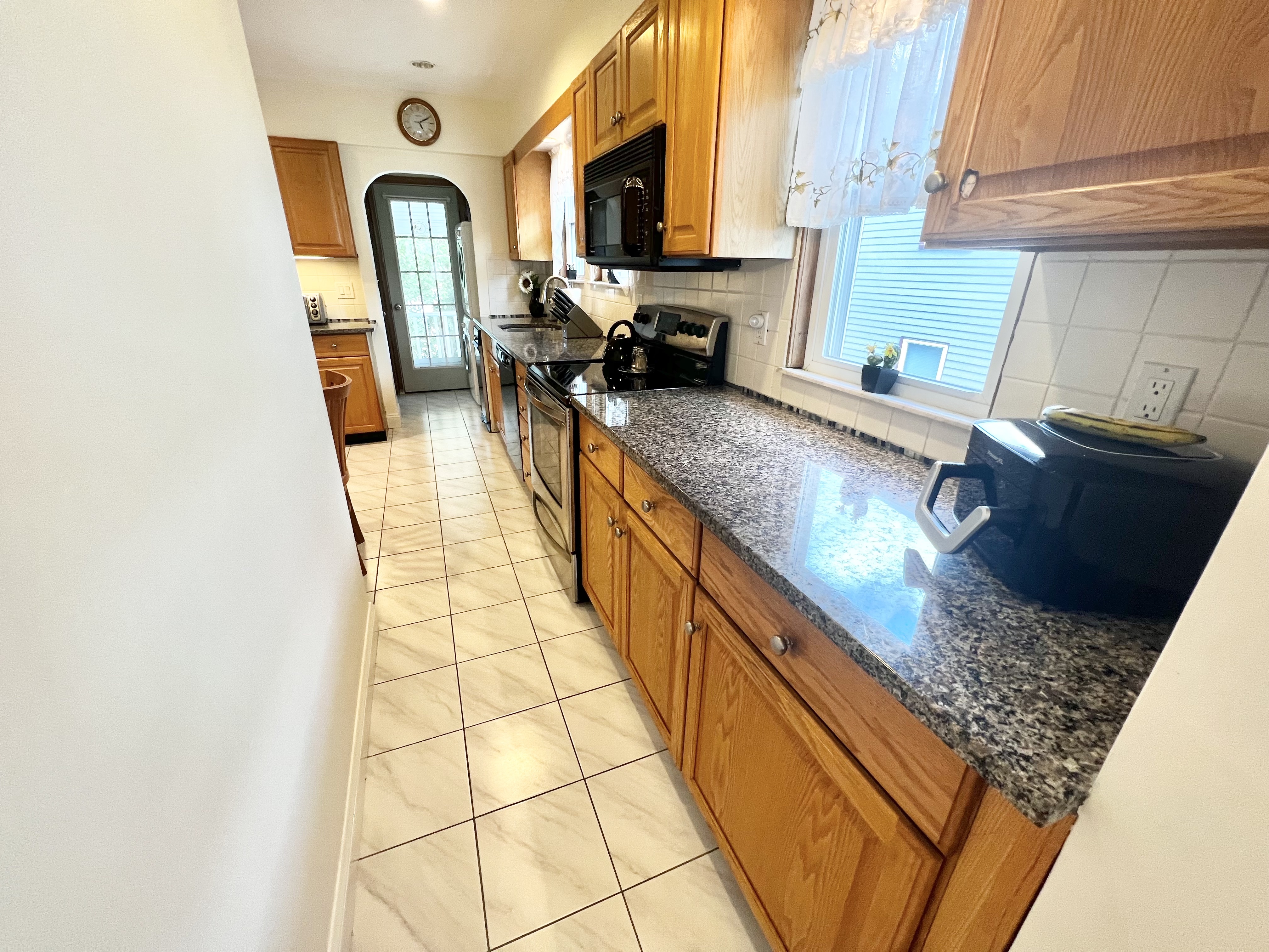 2 bed, 1 bath apartment for rent at 26 Paul St Unit 1, Watertown — photo 7 of 31