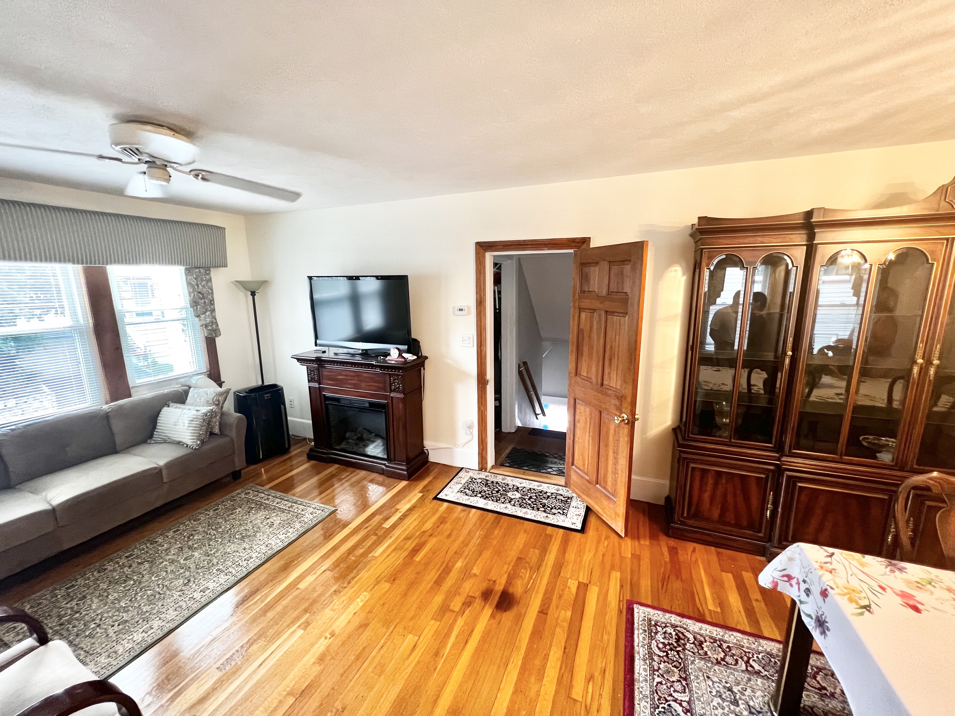 2 bed, 1 bath apartment for rent at 26 Paul St Unit 1, Watertown — photo 4 of 31