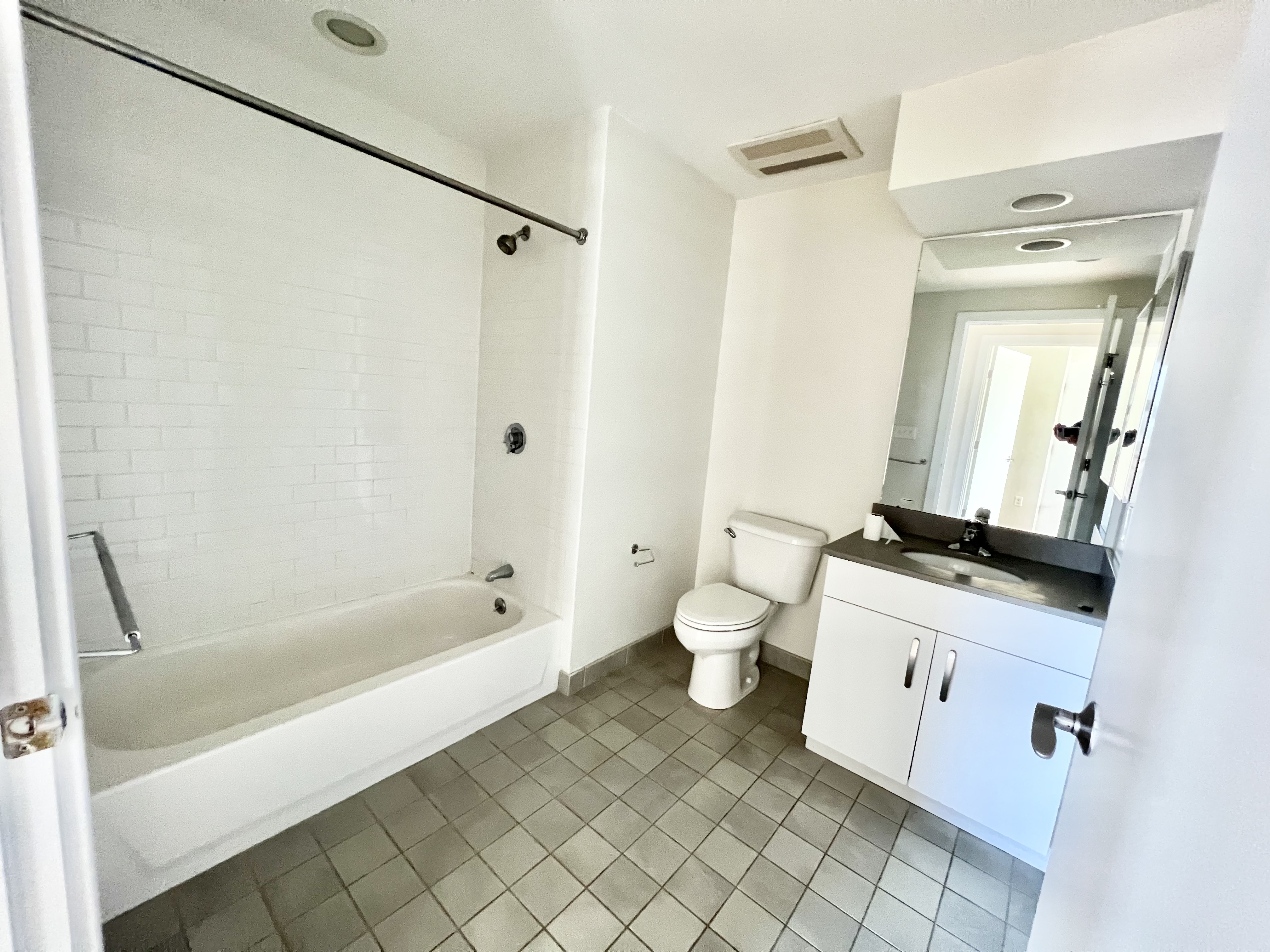 2 bed, 1.5 bath apartment for rent at 599 Albany St Unit 403, South Boston — photo 6 of 13