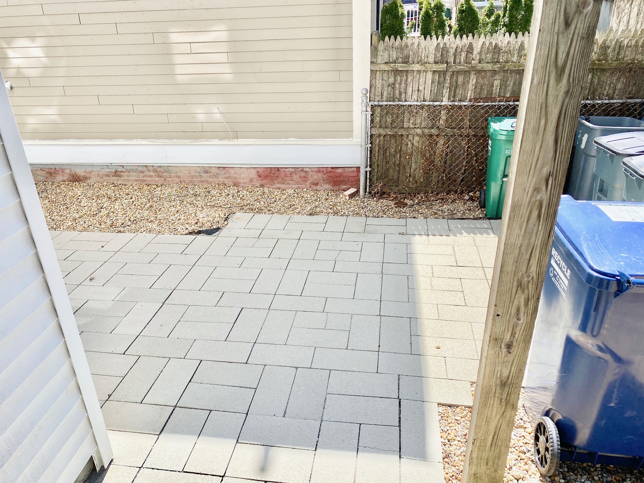 3 bed, 1.5 bath apartment for rent at 9 8th St Unit 3, Kendall Square — photo 10 of 13