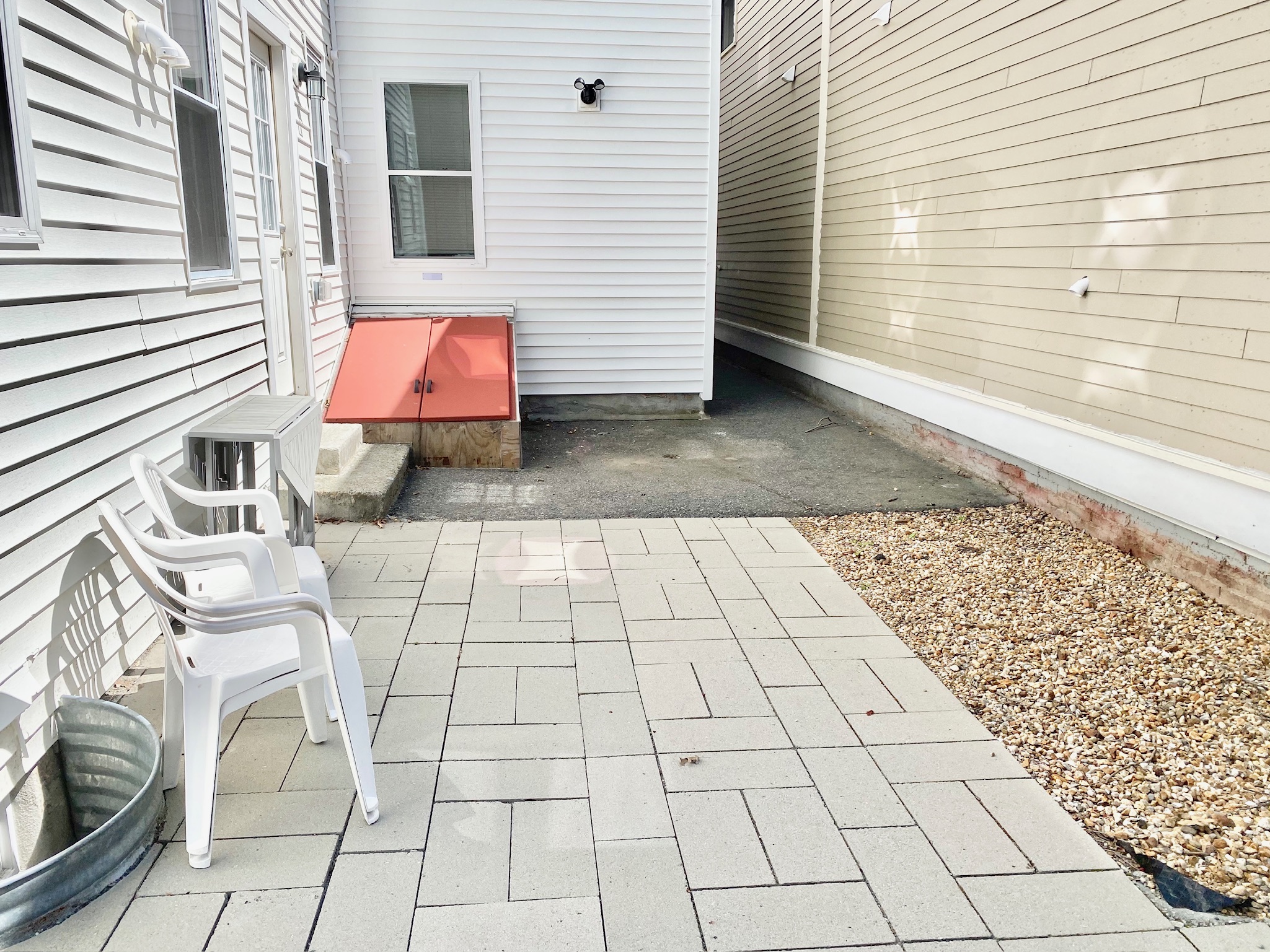 3 bed, 1.5 bath apartment for rent at 9 8th St Unit 3, Kendall Square — photo 11 of 13