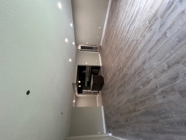 1111 Beacon St, Longwood