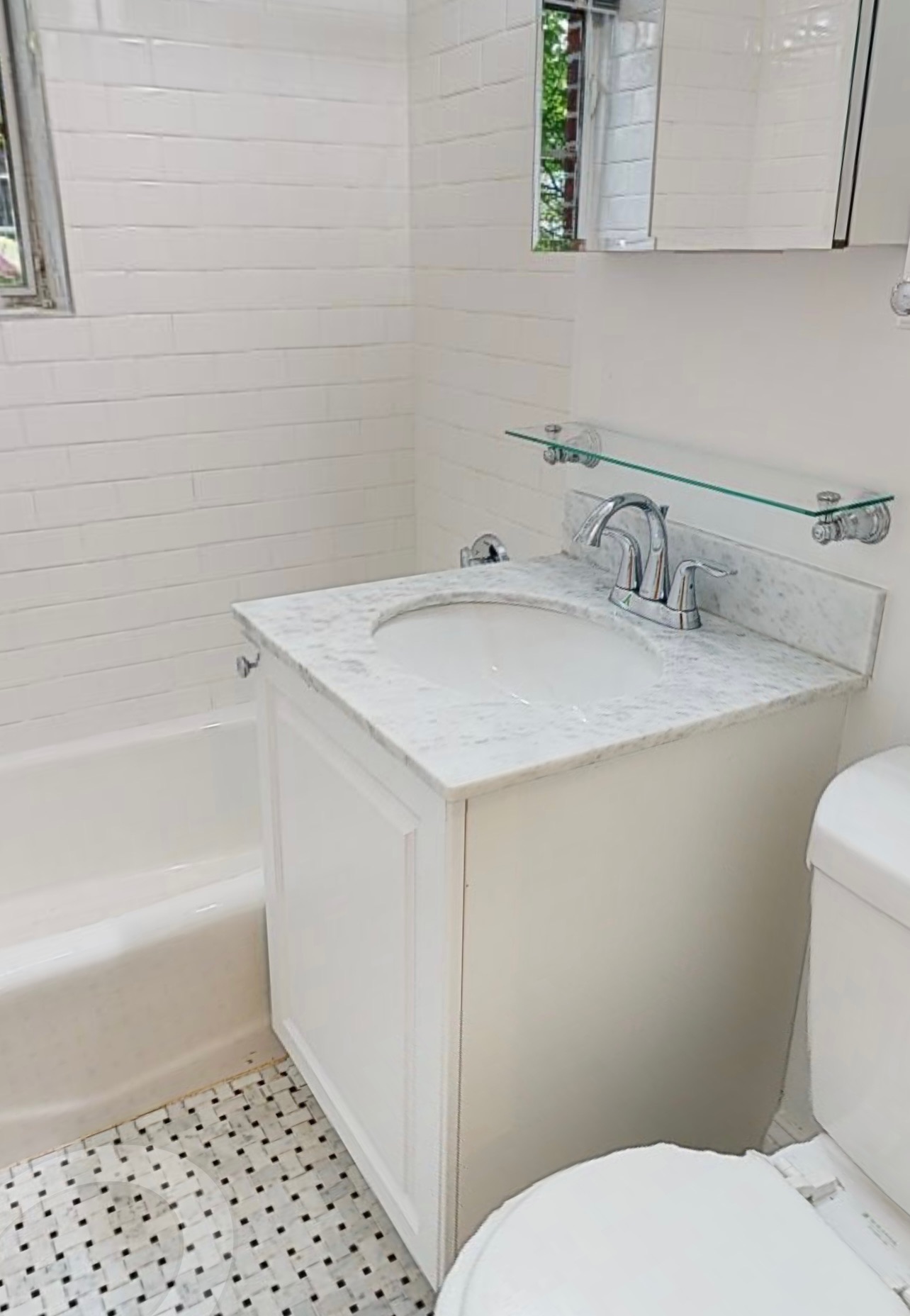 2 bed, 1 bath apartment for rent at 48 St Paul Unit 84-1, Coolidge Corner — photo 5 of 17