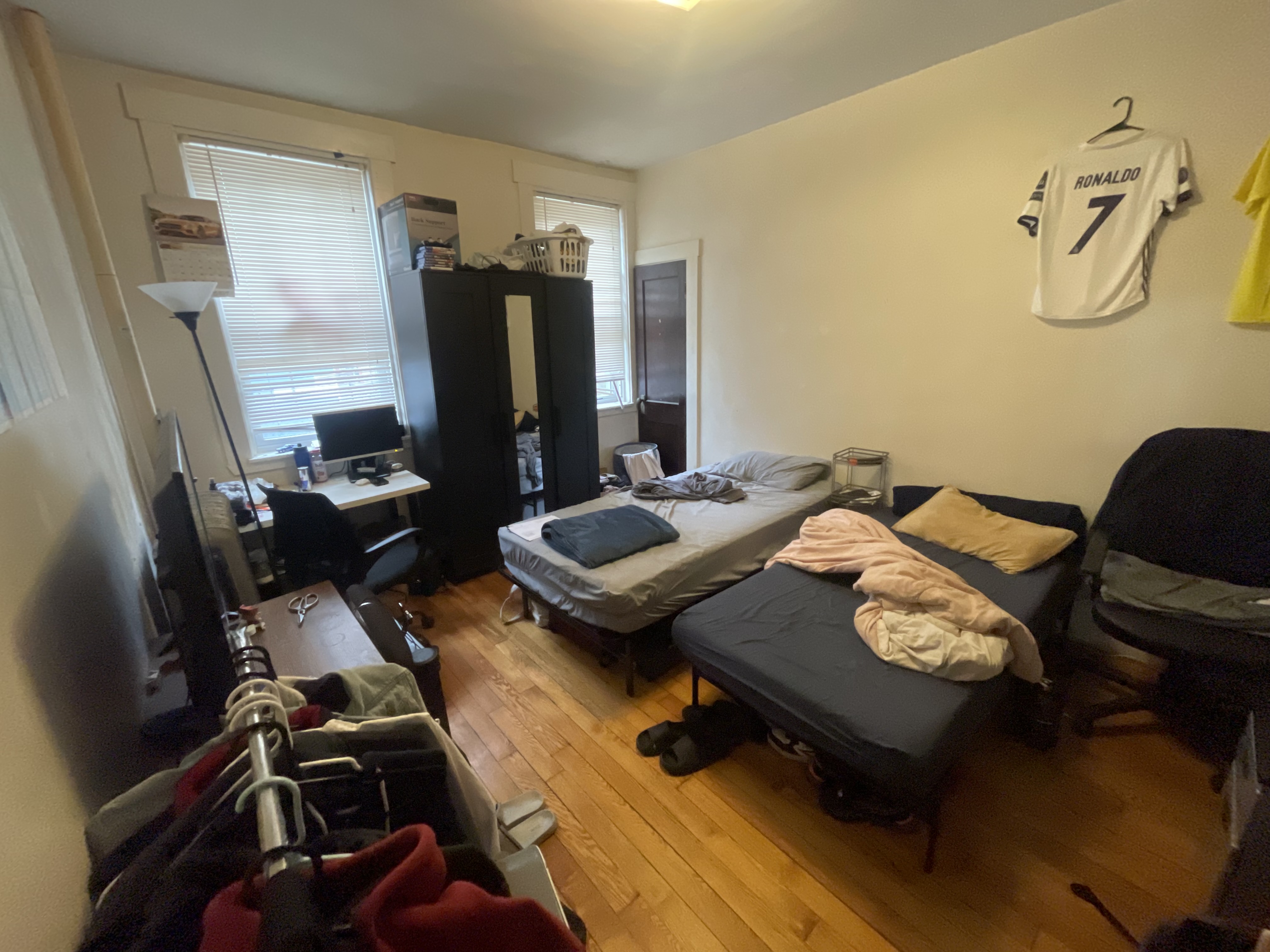 4 bed, 1 bath apartment for rent at 16 Copenger Unit 1, Mission Hill — photo 7 of 7
