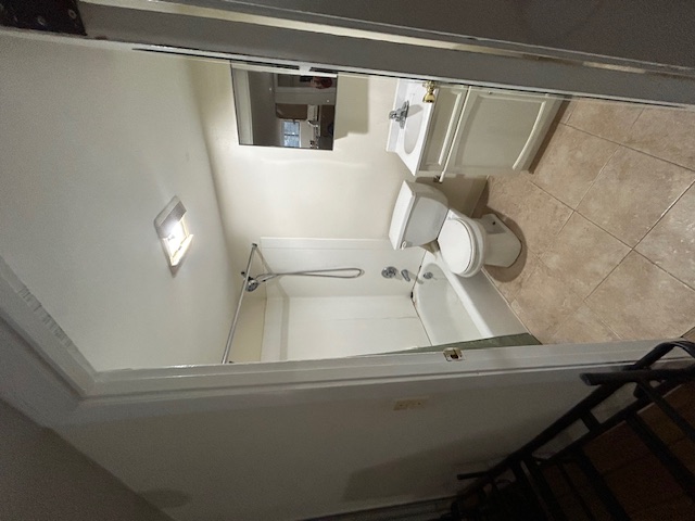 1 bed, 1 bath apartment for rent at 23 Brighton Ave Unit C, Allston — photo 3 of 4
