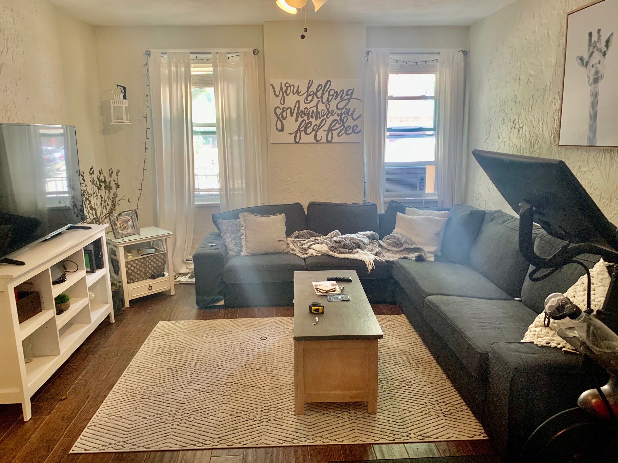 2 bed, 1 bath apartment for rent at 1 Fairfield Pl Unit 1, North End — photo 1 of 13
