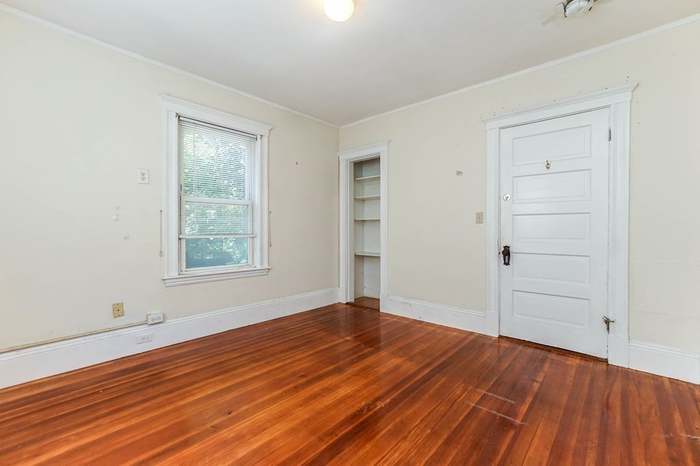 3 bed, 1 bath apartment for rent at 25 Osborne St Unit 1, Peabody — photo 4 of 22