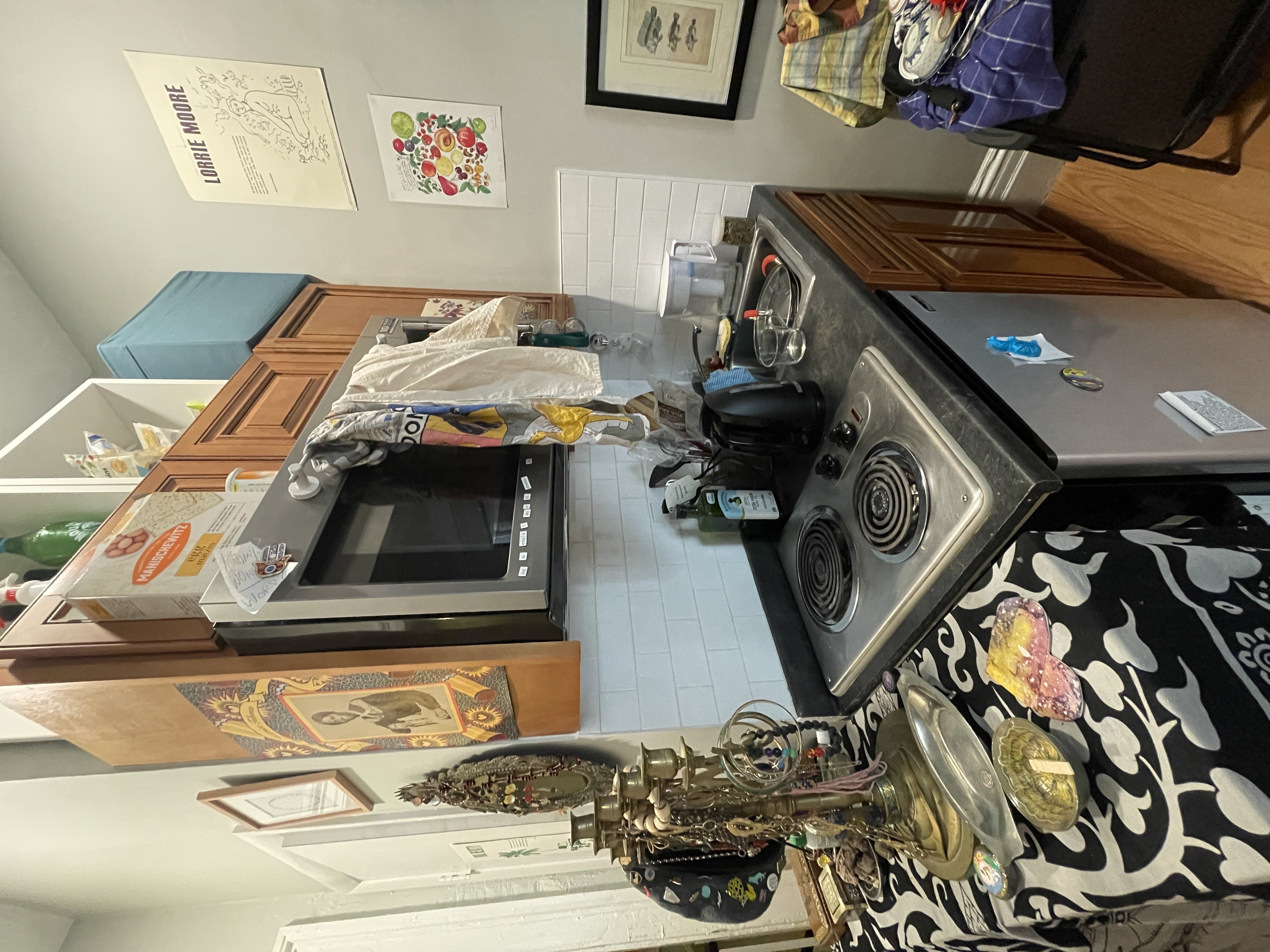 Studio bed, 1 bath apartment for rent at 507 Beacon St Unit 8, Back Bay — photo 3 of 10