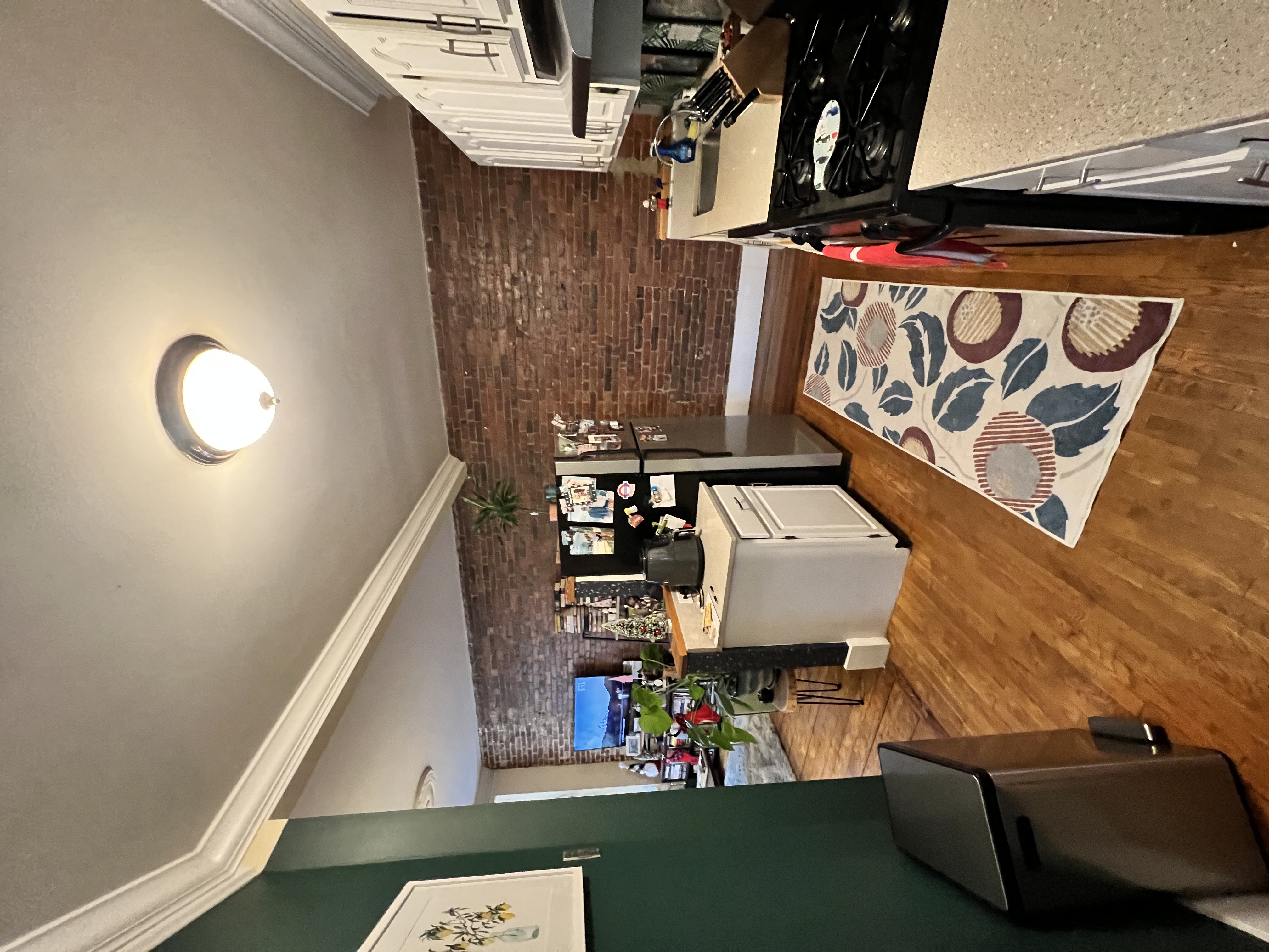 2 bed, 1 bath apartment for rent at 2 Pearl St Unit 1, Charlestown — photo 7 of 23