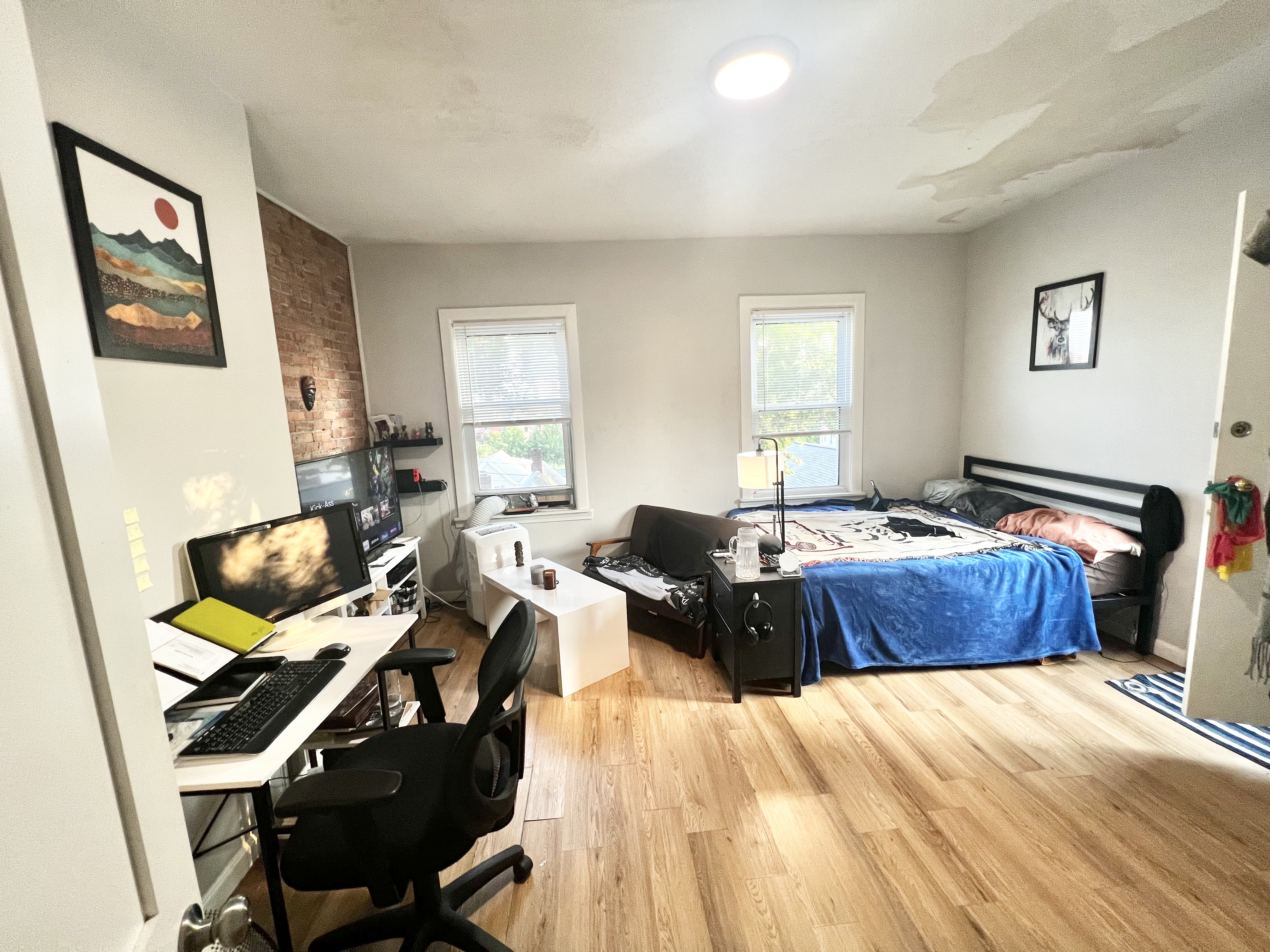 2 bed, 1 bath apartment for rent at 18 Flint St Unit 2, Prospect Hill — photo 5 of 13