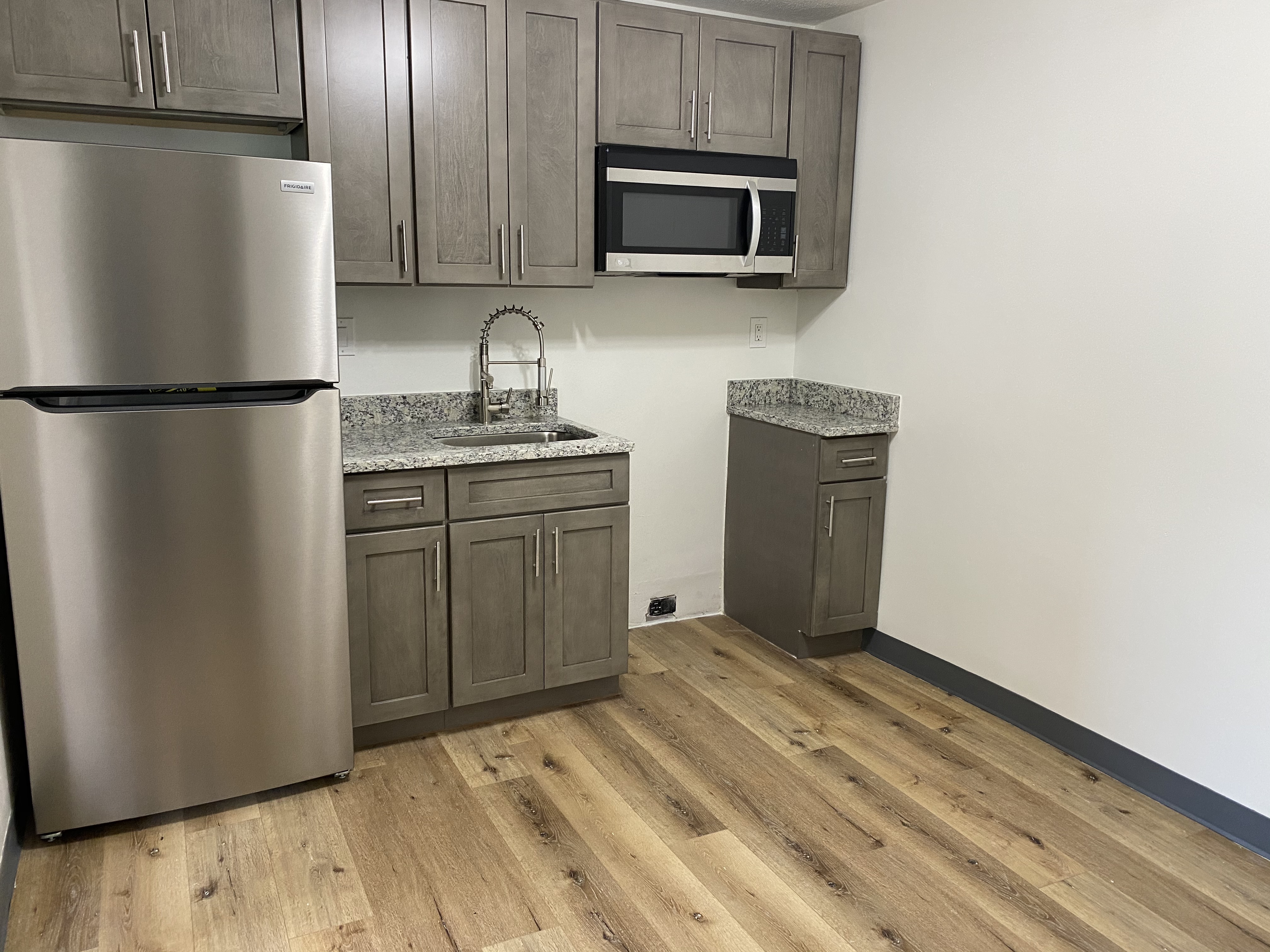 1 bed, 1 bath apartment for rent at 8 Medford St Unit 2R, East Somerville — photo 1 of 6