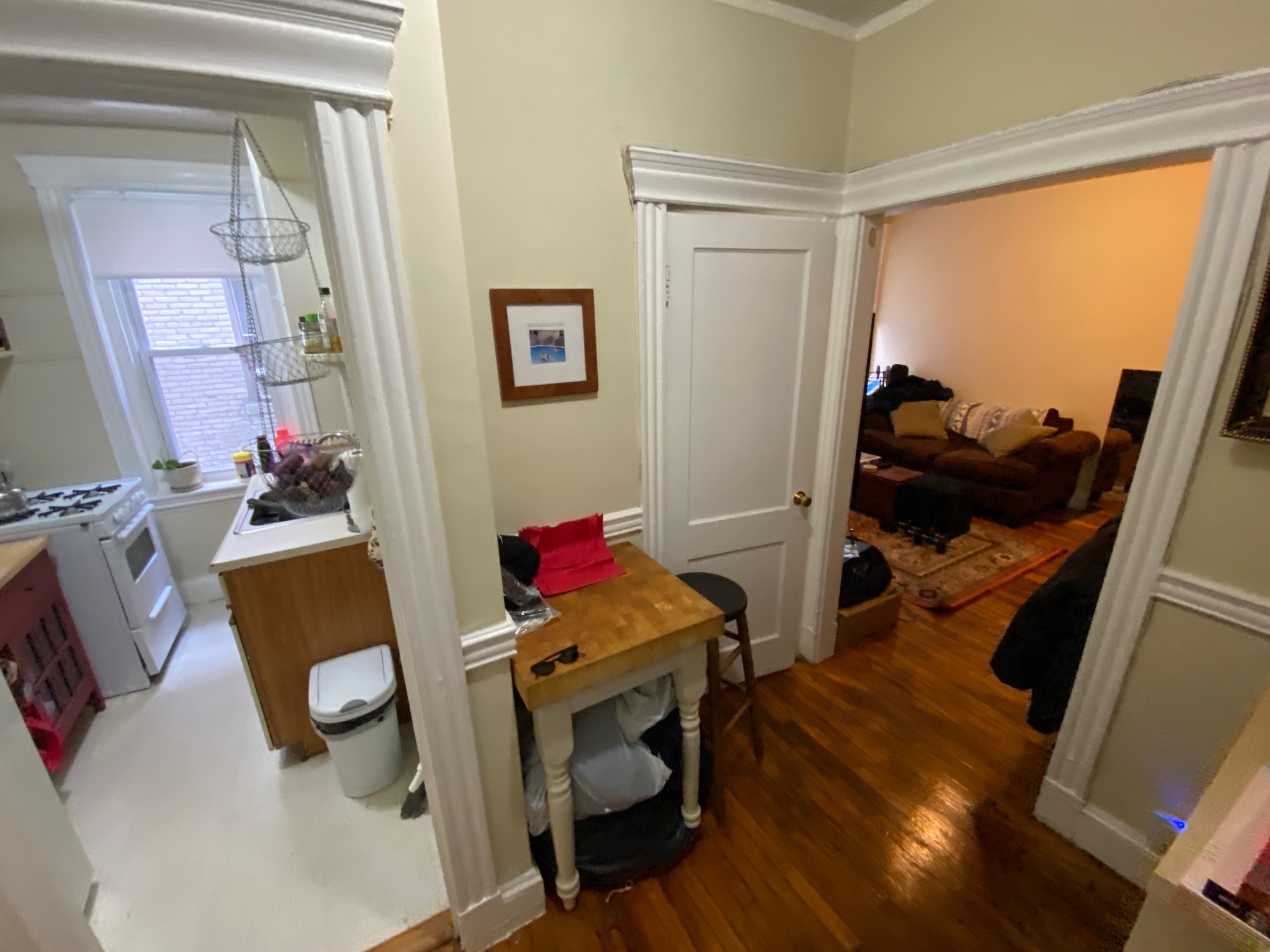 Studio bed, 1 bath apartment for rent at 368 Riverway Unit 8, Mission Hill — photo 4 of 4
