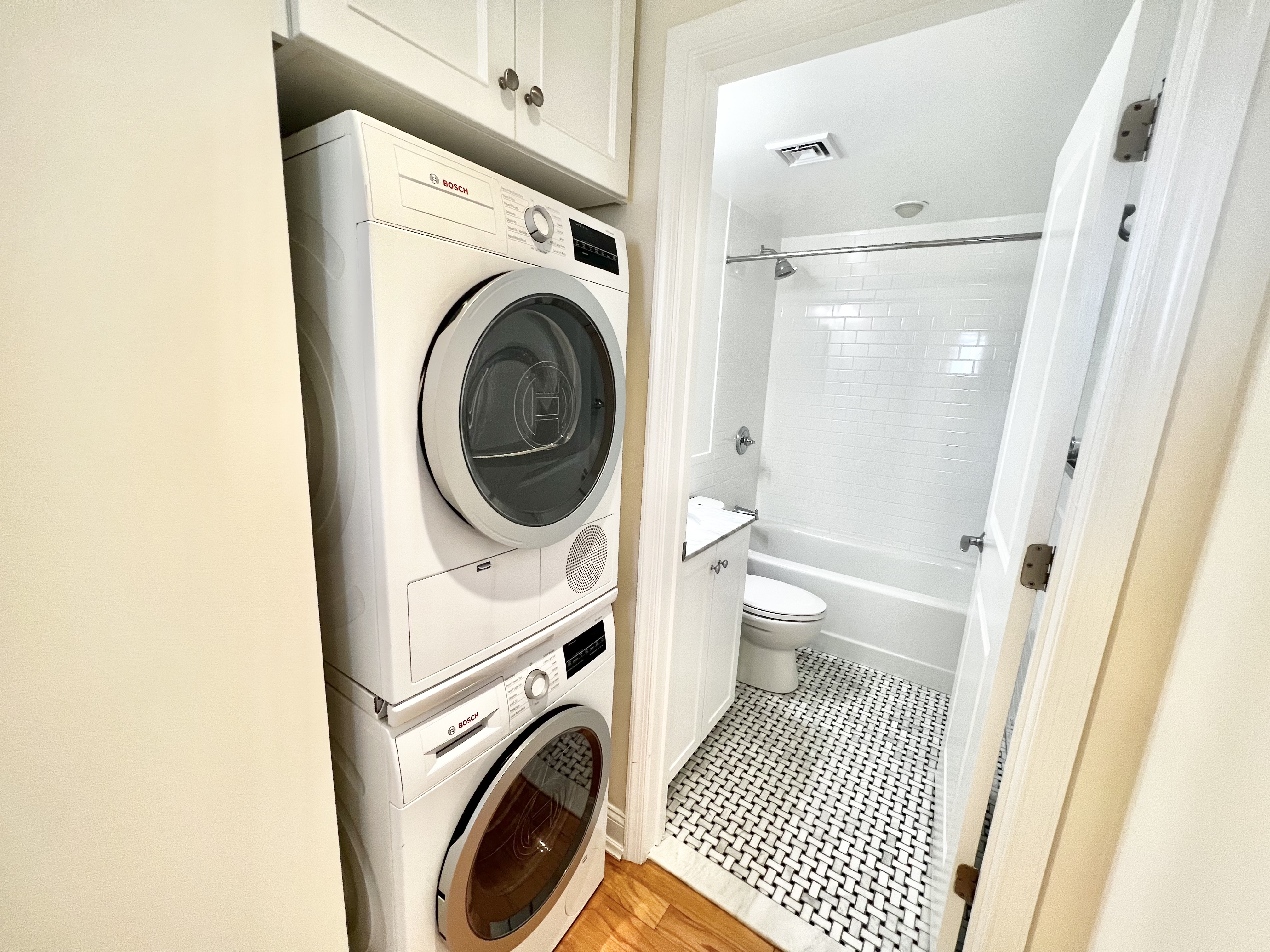 2 bed, 2 bath apartment for rent at 17 Chapel Unit A0909, Longwood — photo 12 of 16
