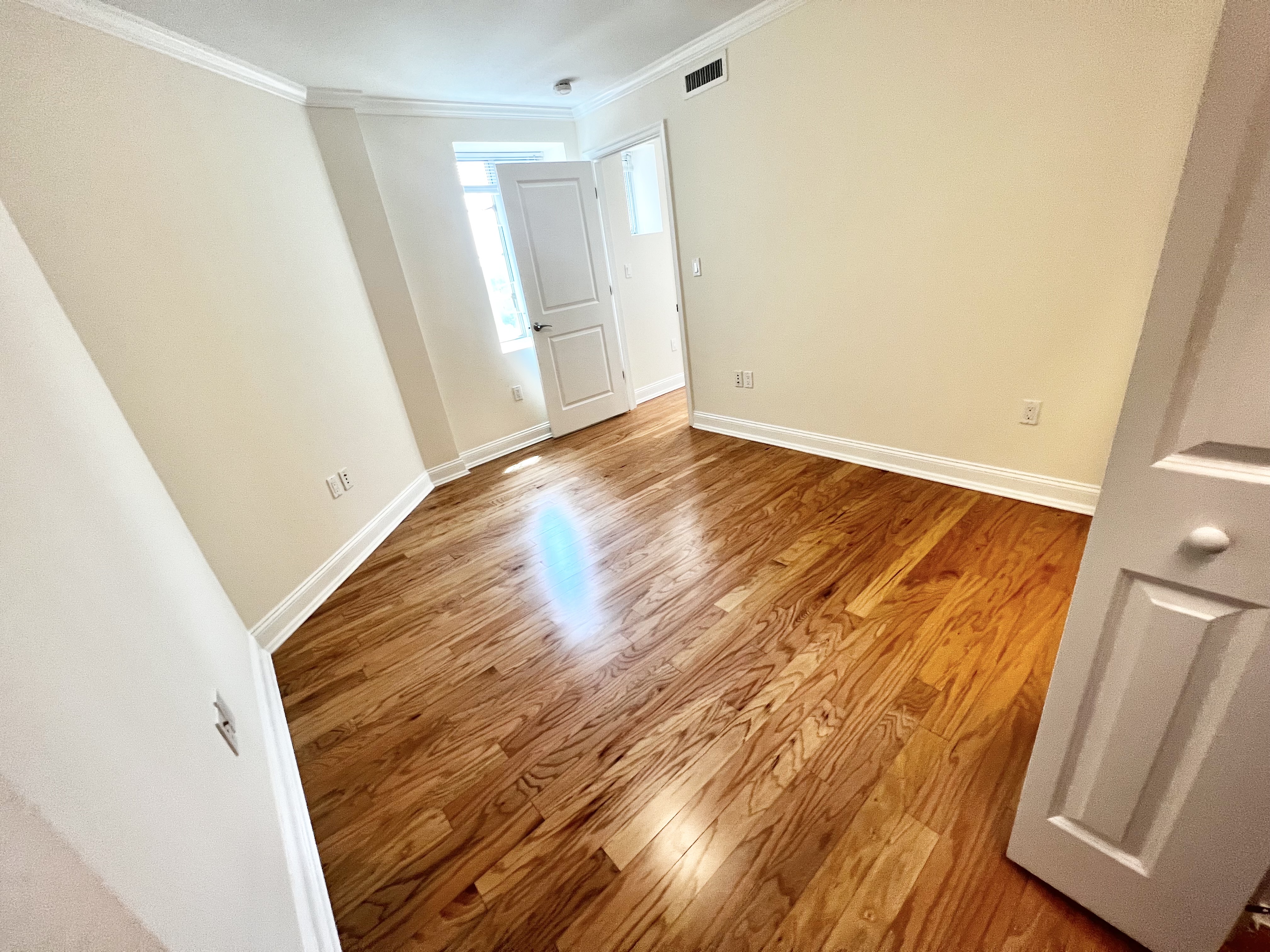 2 bed, 2 bath apartment for rent at 17 Chapel Unit A0909, Longwood — photo 11 of 16