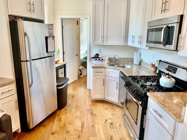 3 bed, 2 bath apartment for rent at 22 Moon St Unit 4, North End — photo 18 of 21