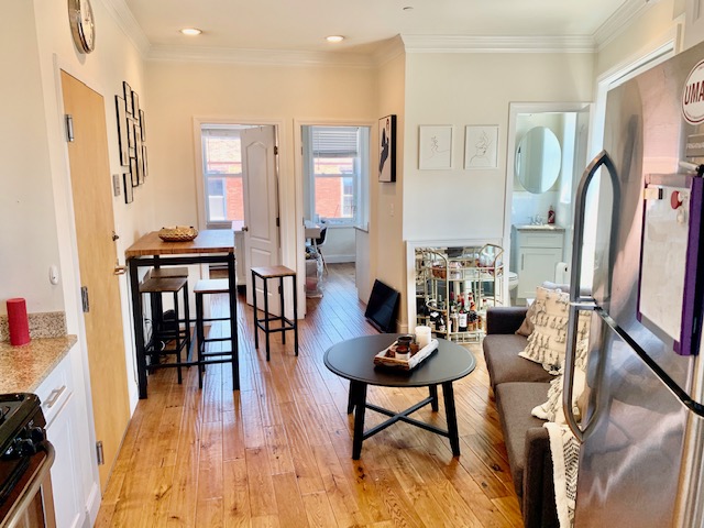 3 bed, 2 bath apartment for rent at 22 Moon St Unit 4, North End — photo 2 of 21