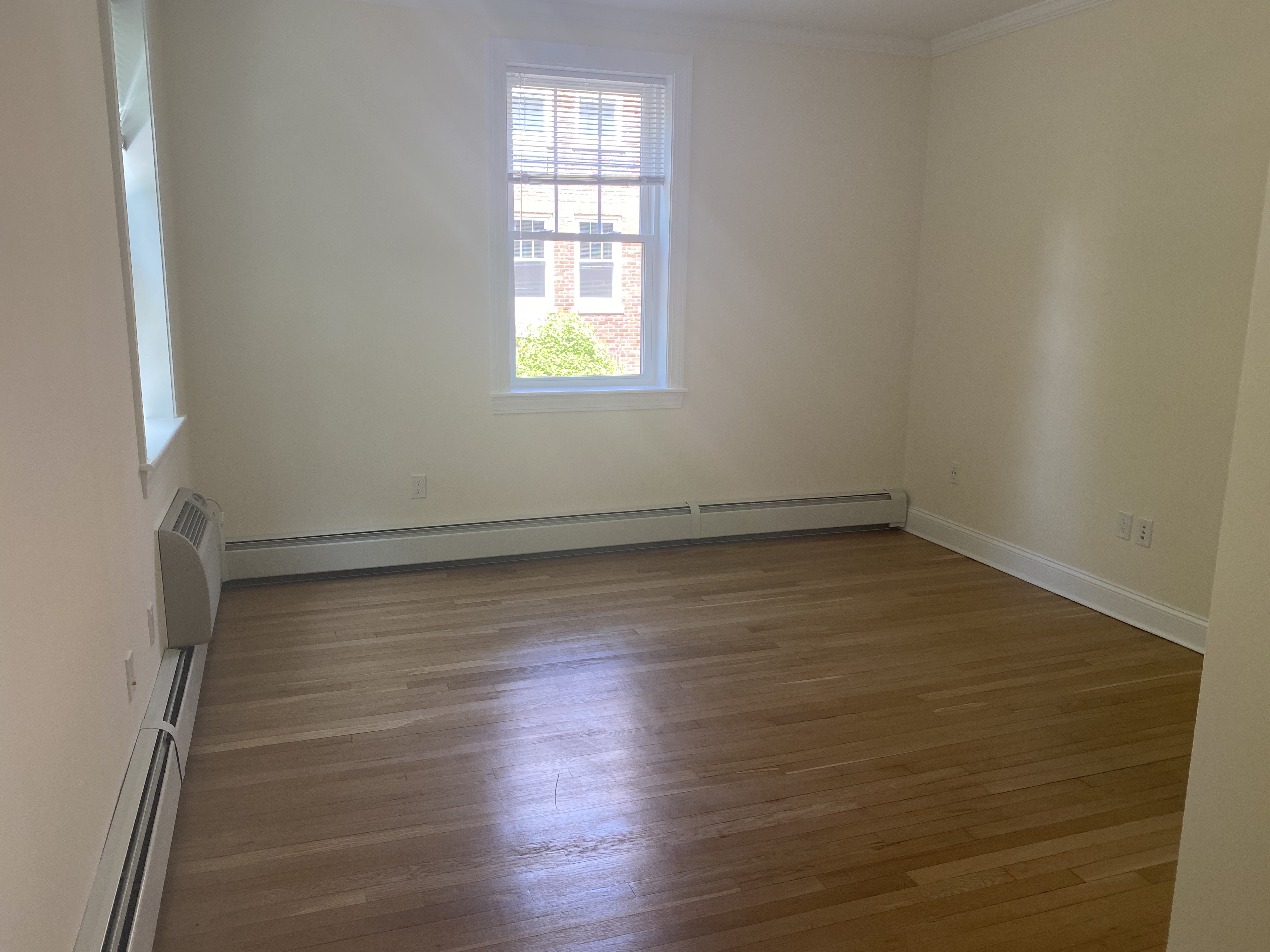 1 bed, 1 bath apartment for rent at 34 Harris St Unit 1, Coolidge Corner — photo 5 of 6