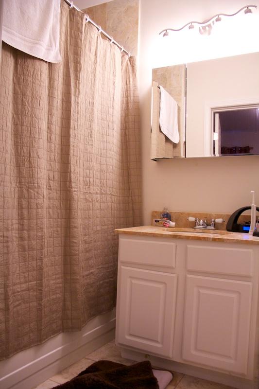 4 bed, 3 bath apartment for rent at 23 Aspinwall Ave Unit 1, Central Village — photo 4 of 4