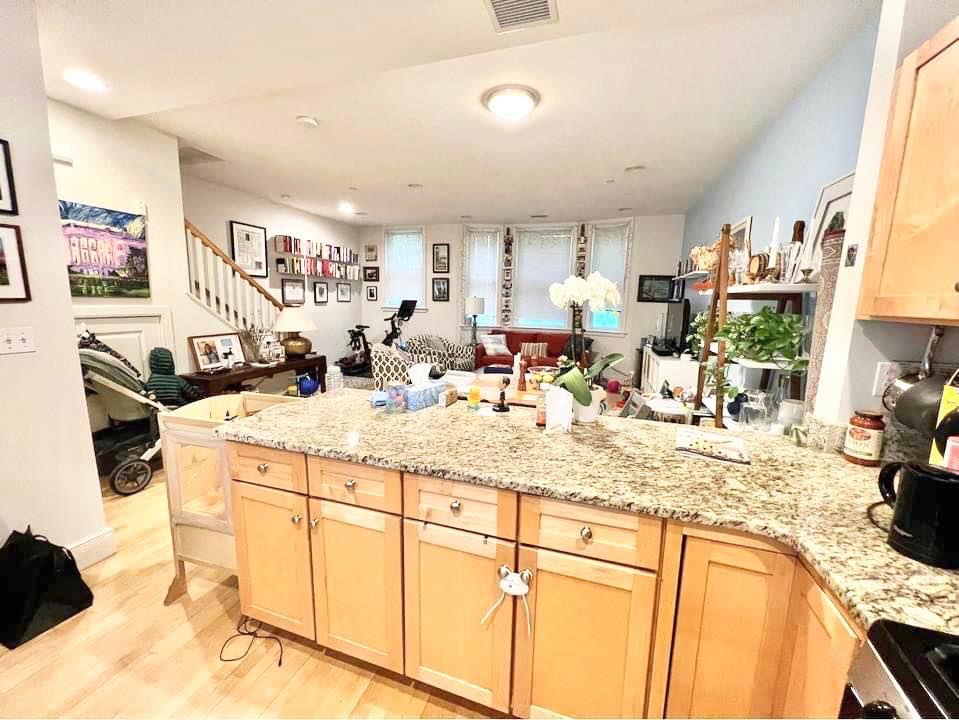 2 bed, 2.5 bath apartment for rent at 115 2nd St Unit PH09, Kendall Square — photo 2 of 14