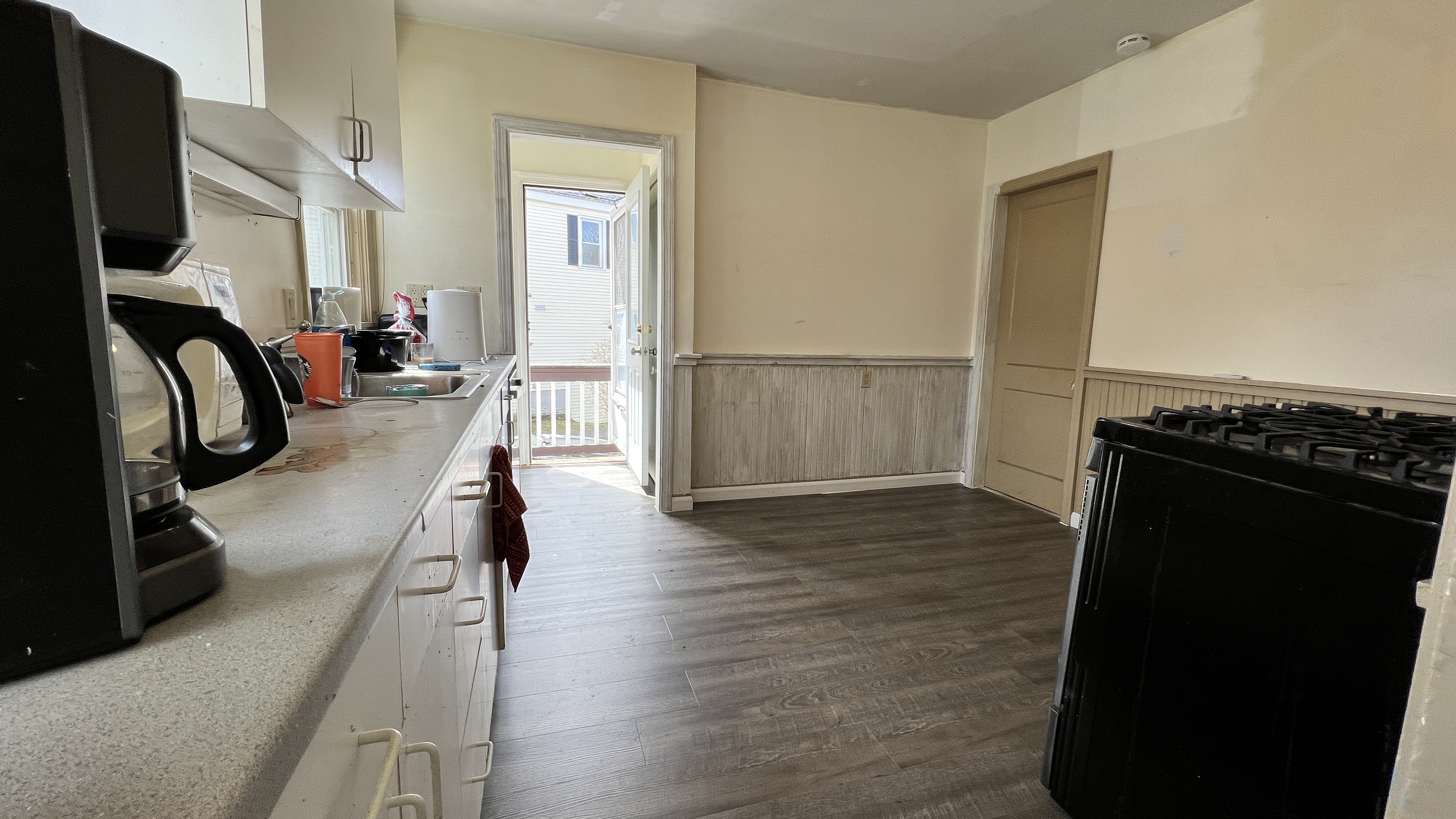 3 bed, 1 bath apartment for rent at 2 High St Unit 2, West Somerville — photo 3 of 5