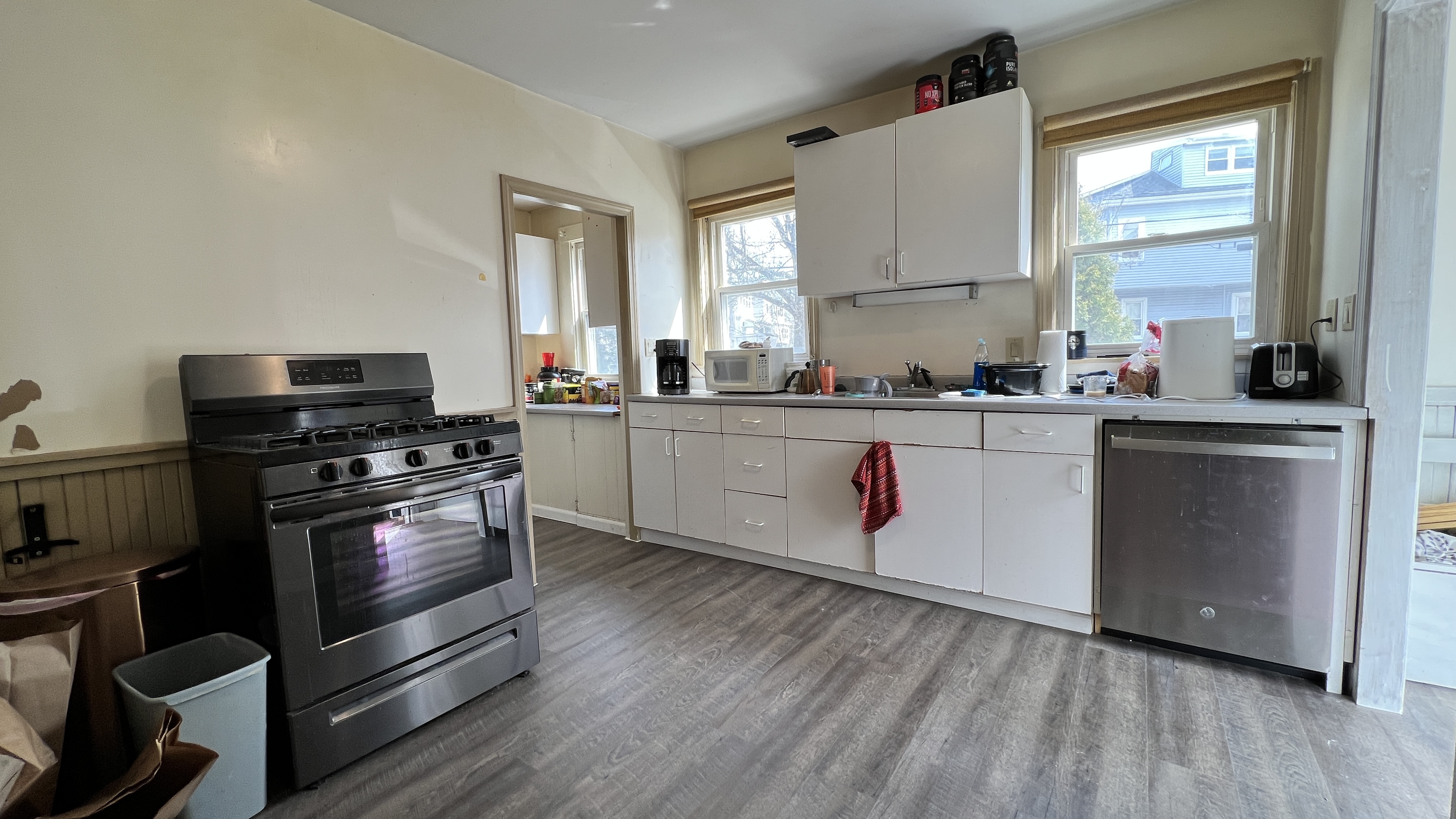 3 bed, 1 bath apartment for rent at 2 High St Unit 2, West Somerville — photo 5 of 5