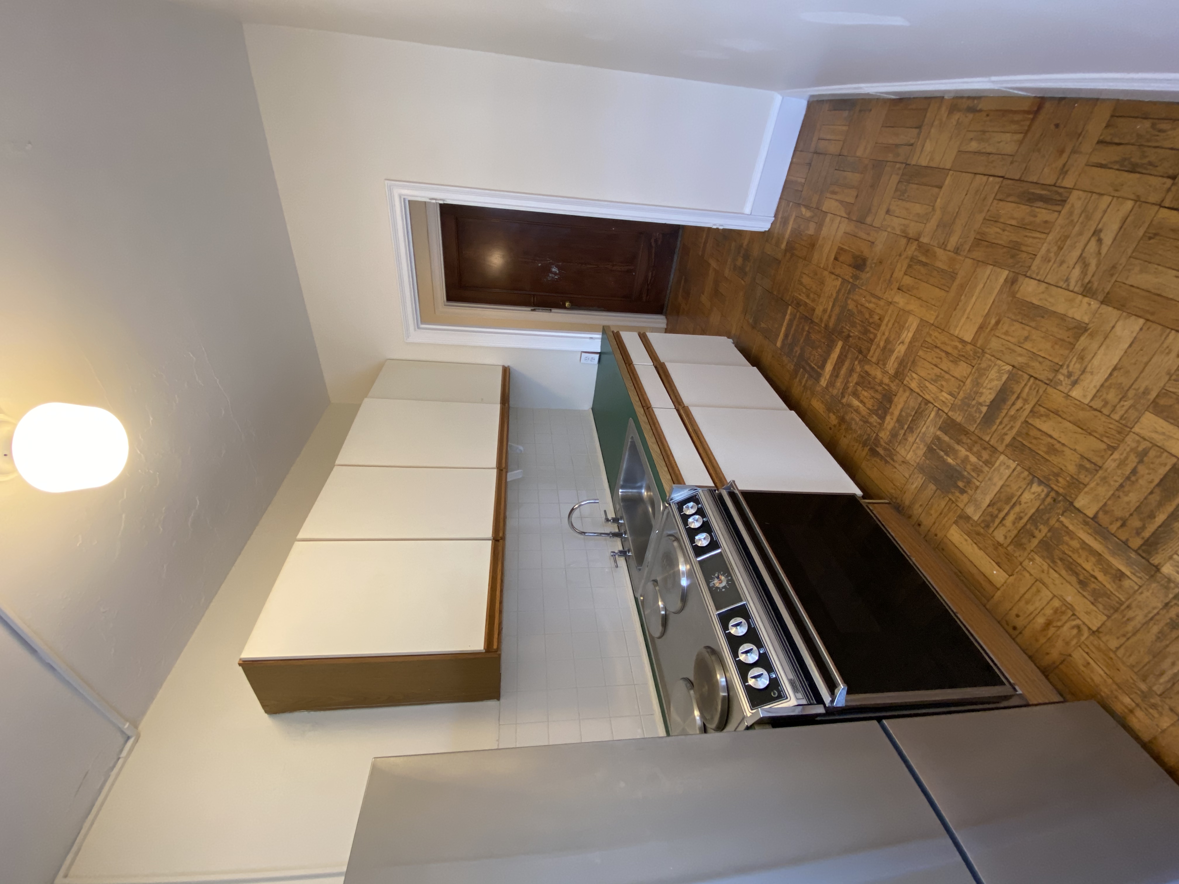 1 bed, 1 bath apartment for rent at 2 Elmwood Ave Unit 21, Winchester — photo 2 of 8