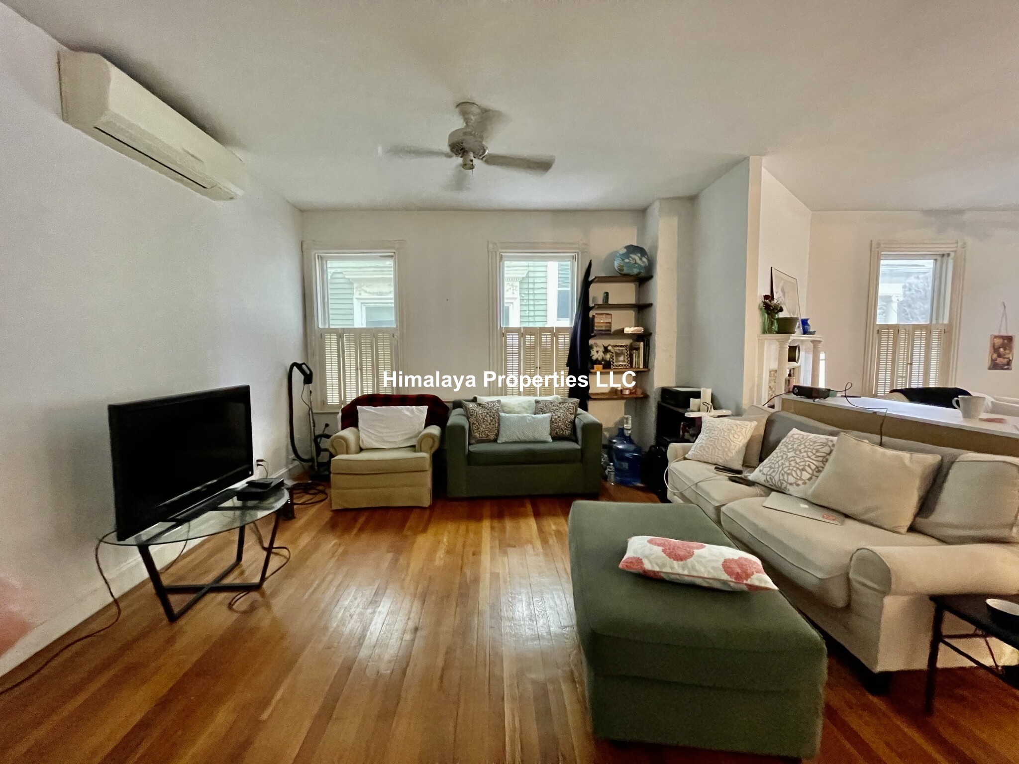 4 bed, 2 bath apartment for rent at 54 Fayette St Unit 1, Mid Cambridge — photo 4 of 10