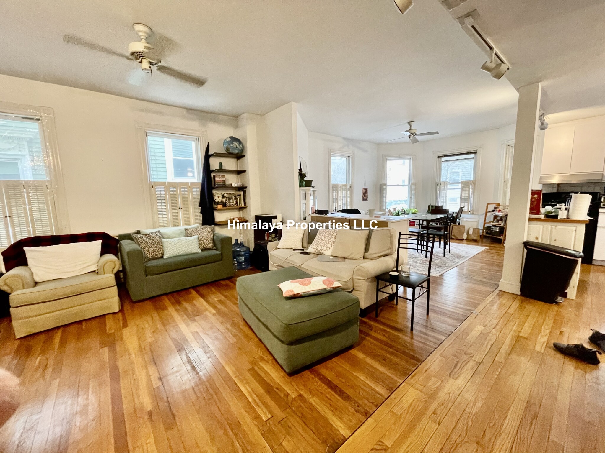4 bed, 2 bath apartment for rent at 54 Fayette St Unit 1, Mid Cambridge — photo 3 of 10
