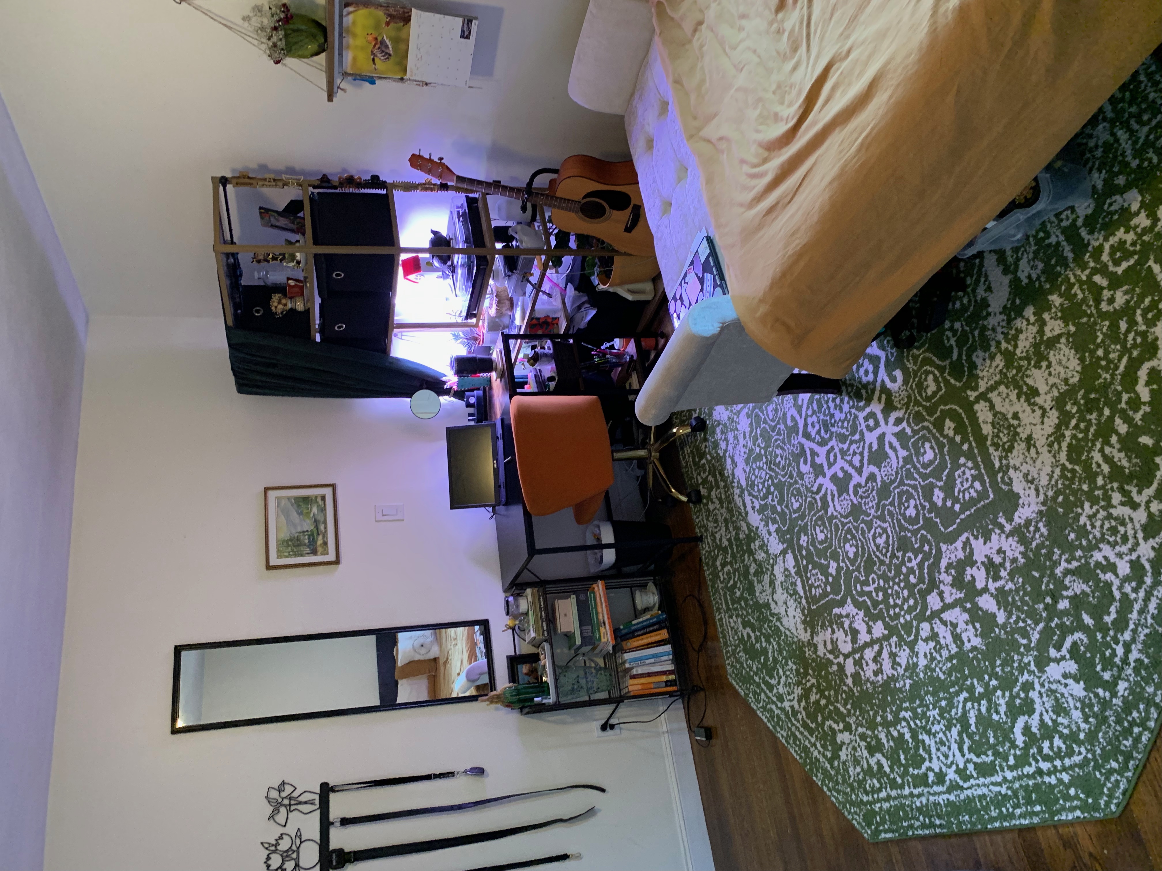 3 bed, 1 bath apartment for rent at 819 East Broadway Unit 1, South Boston — photo 4 of 6