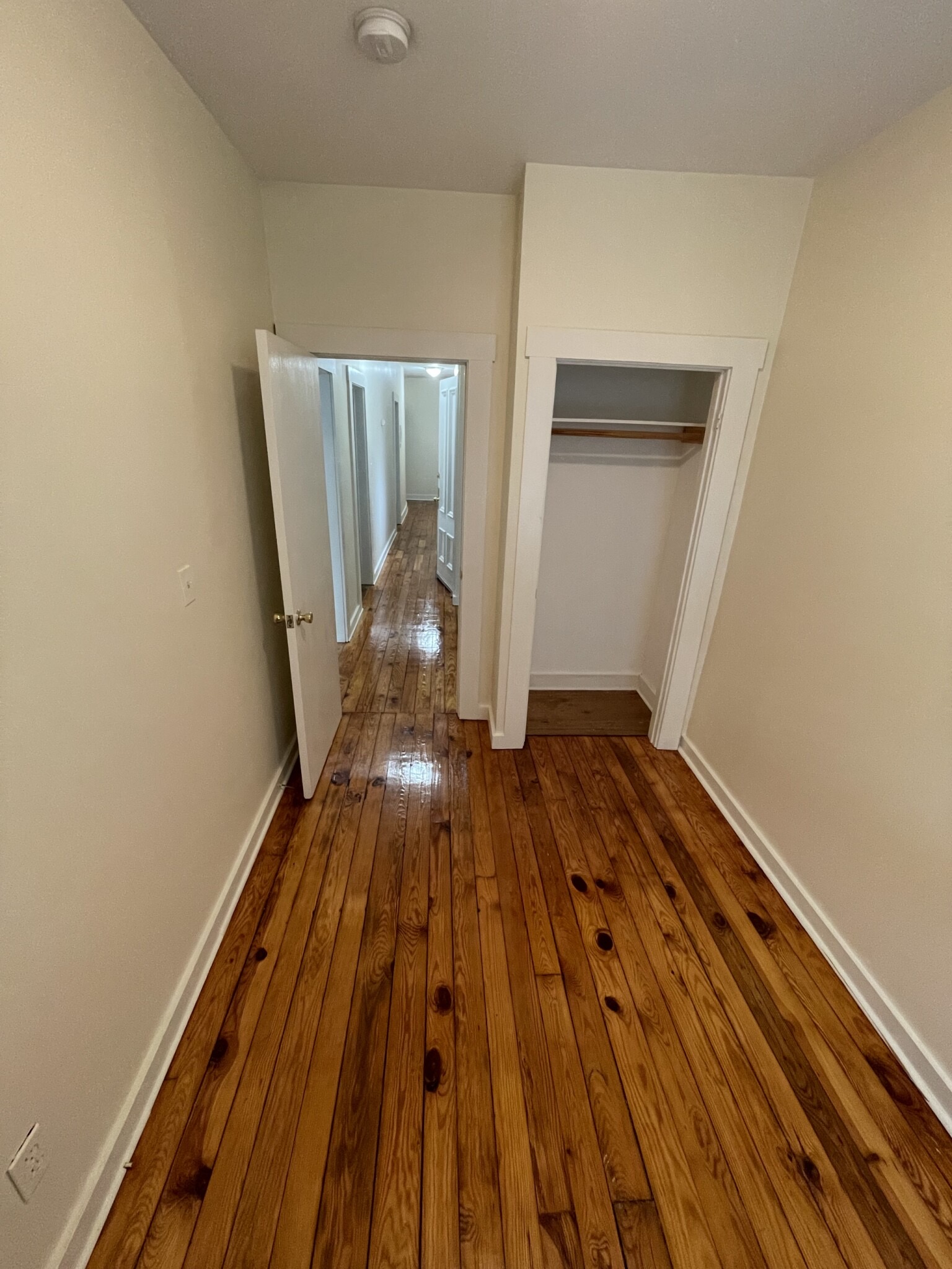 3 bed, 1 bath apartment for rent at 64 Pleasant St Unit 3, Cambridgeport — photo 5 of 11