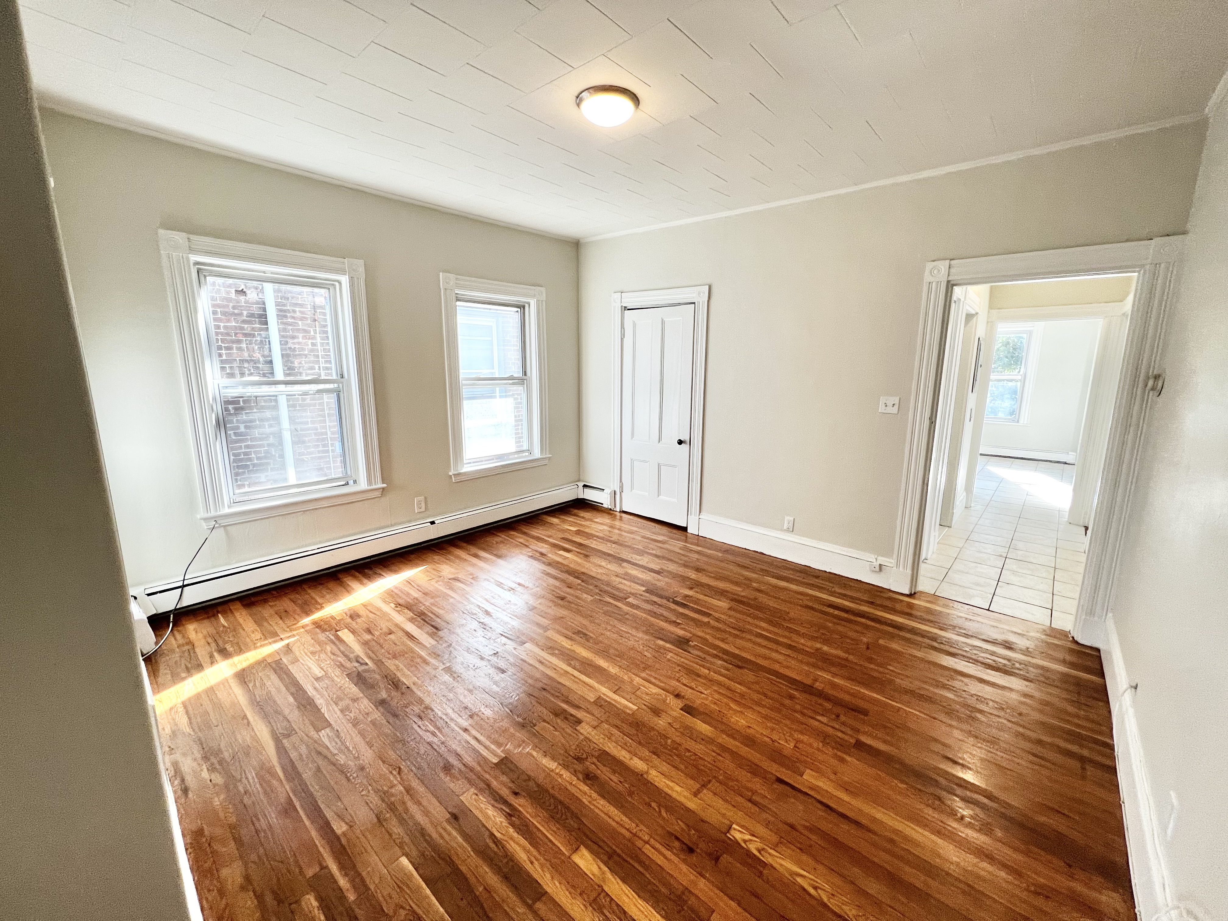 3 bed, 1 bath apartment for rent at 12 Litchfield St Unit 2, Brighton — photo 6 of 16