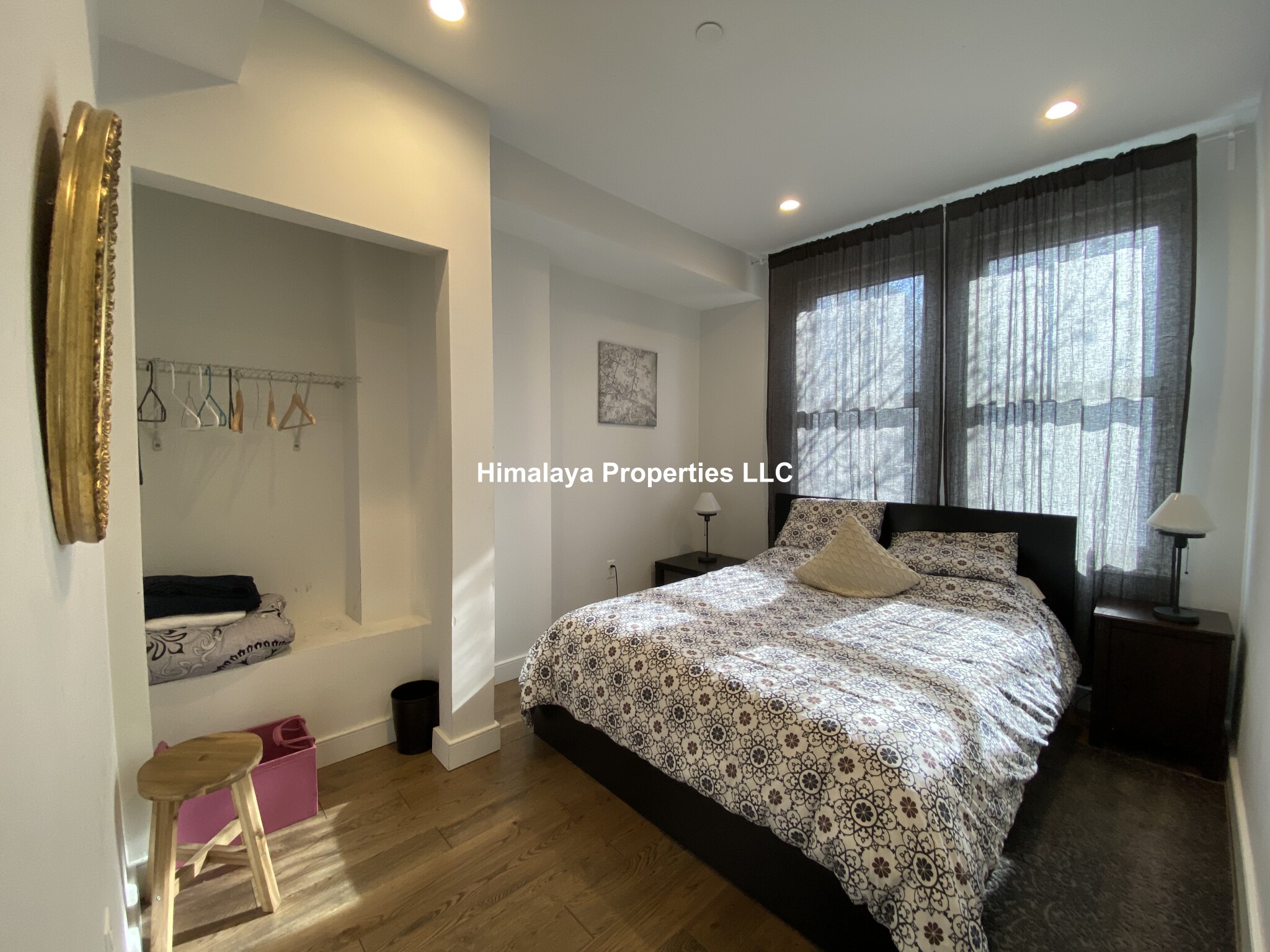4 bed, 2 bath apartment for rent at 12 Ward St Unit 1, South Boston — photo 4 of 9