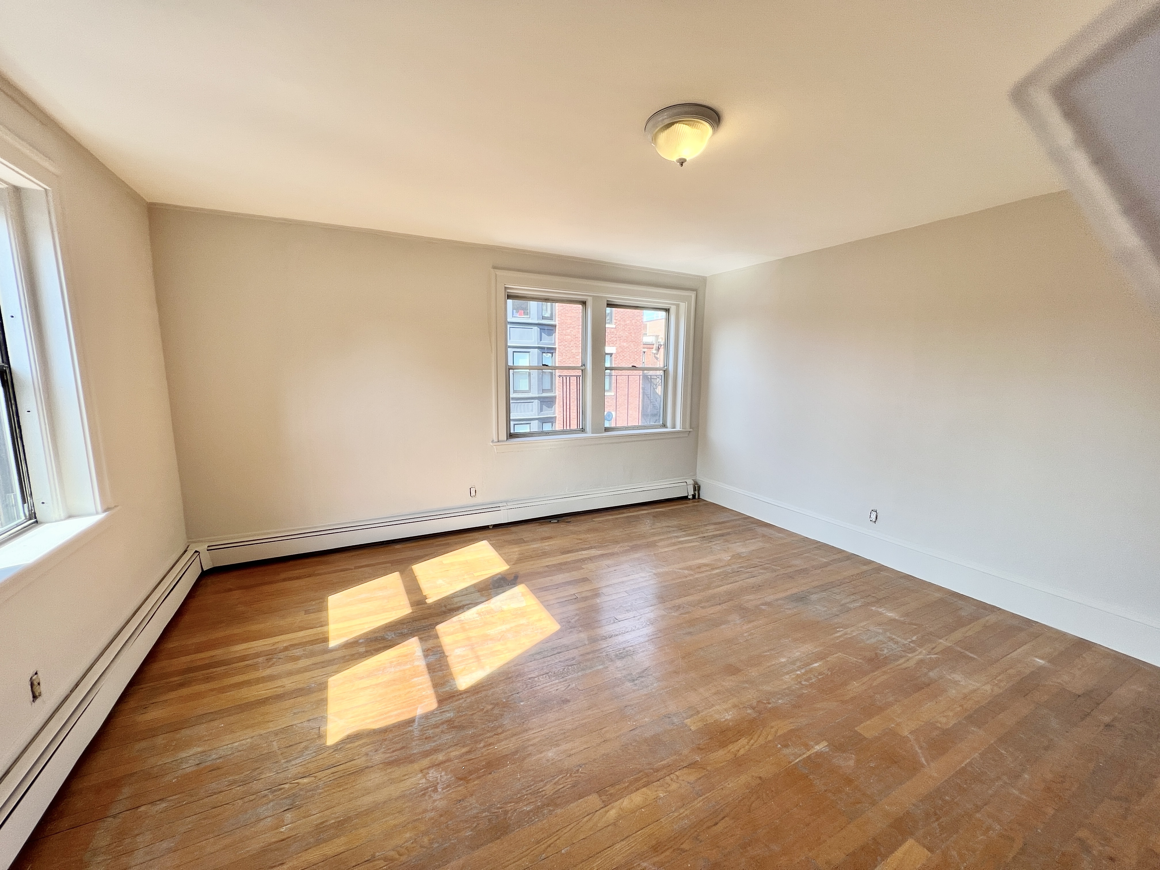 Studio bed, 1 bath apartment for rent at 269 Newbury St Unit 3A, Back Bay