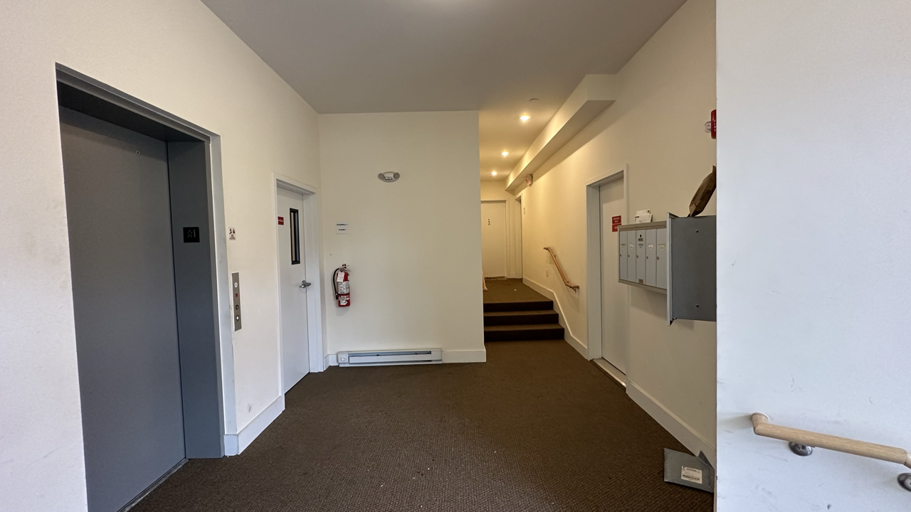 1 bed, 1 bath apartment for rent at 877 Beacon St Unit 23, Fenway — photo 25 of 26