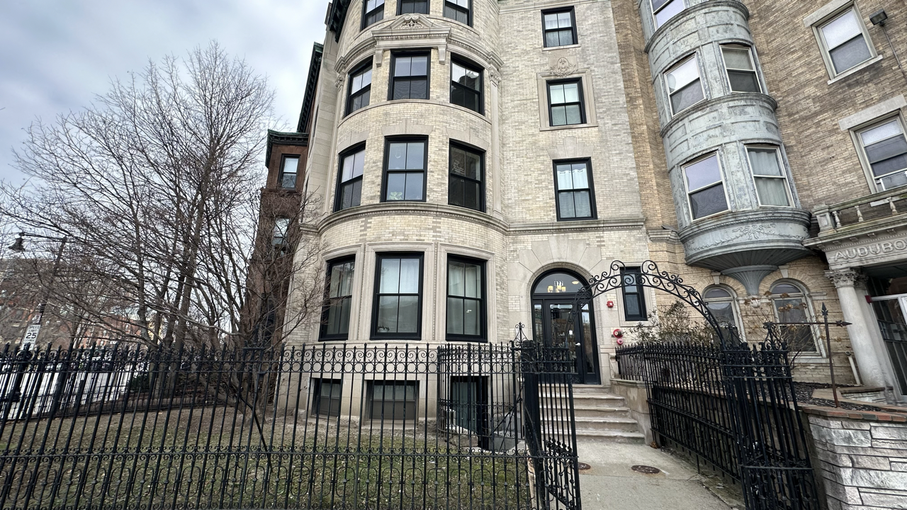 1 bed, 1 bath apartment for rent at 877 Beacon St Unit 23, Fenway — photo 22 of 26