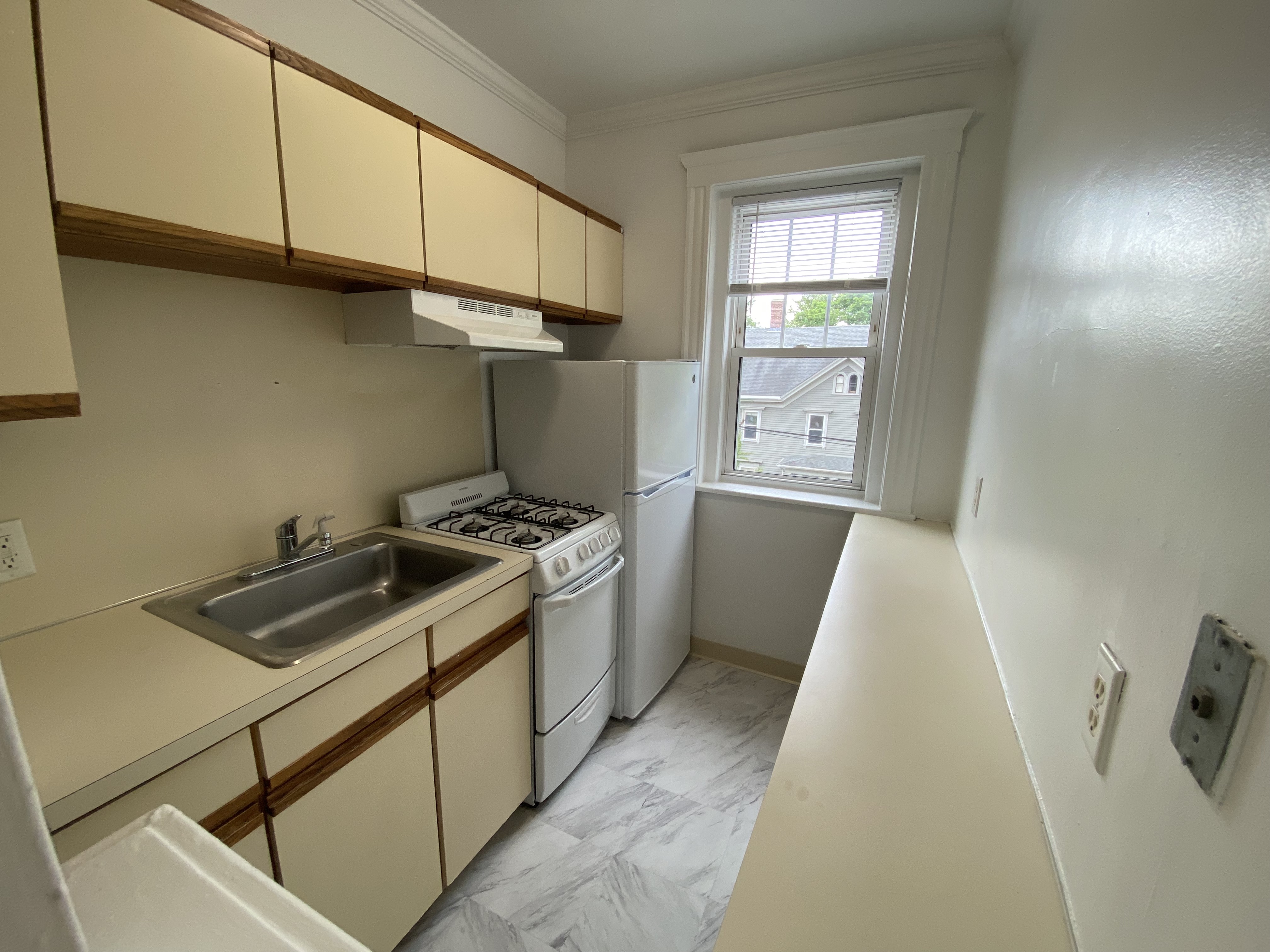 Studio bed, 1 bath apartment for rent at 29 Wendell St Unit 19-1, Harvard Square — photo 3 of 8