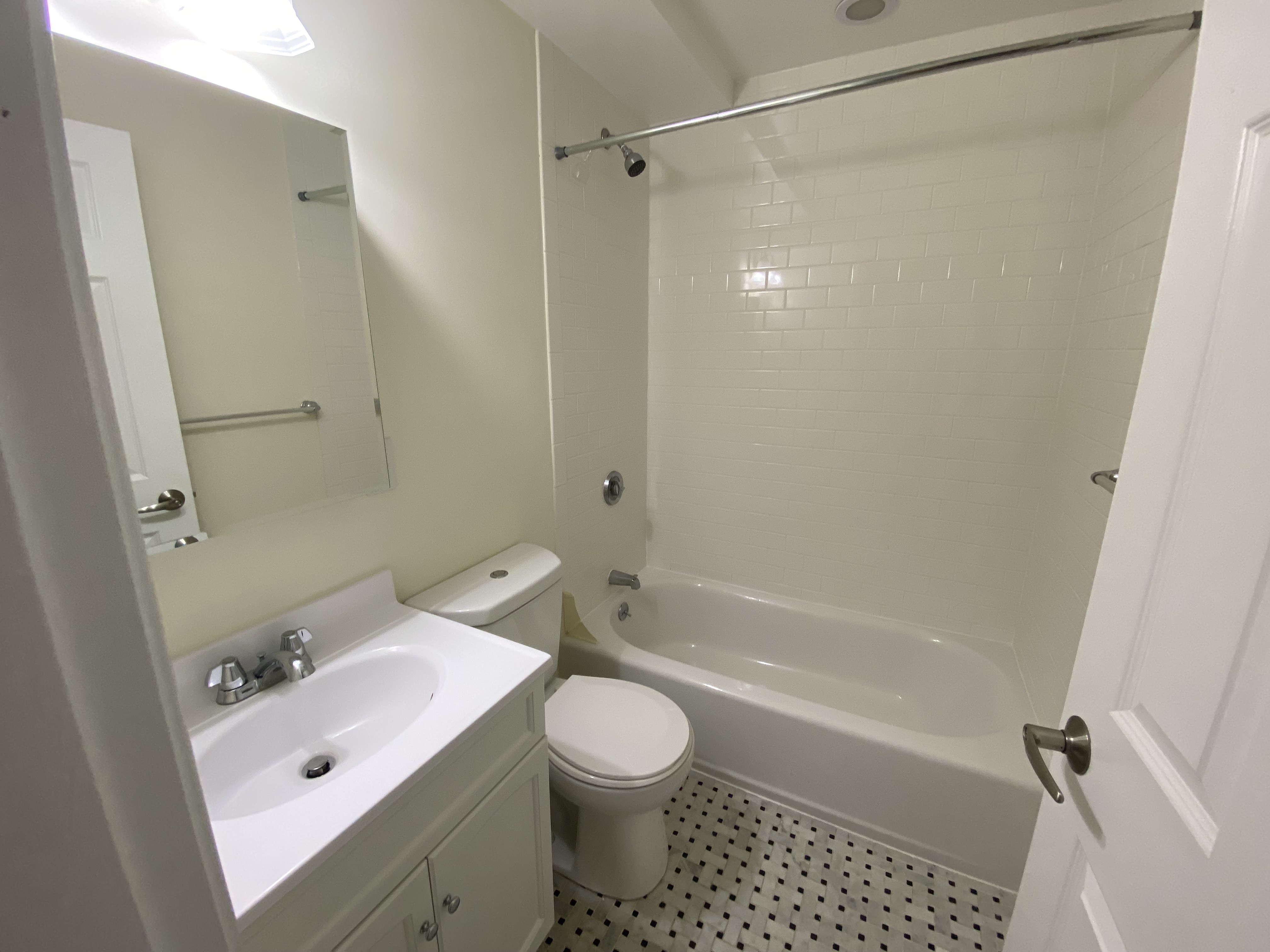 1 bed, 1 bath apartment for rent at 5 Chauncy St Unit 19, Harvard Square — photo 8 of 8
