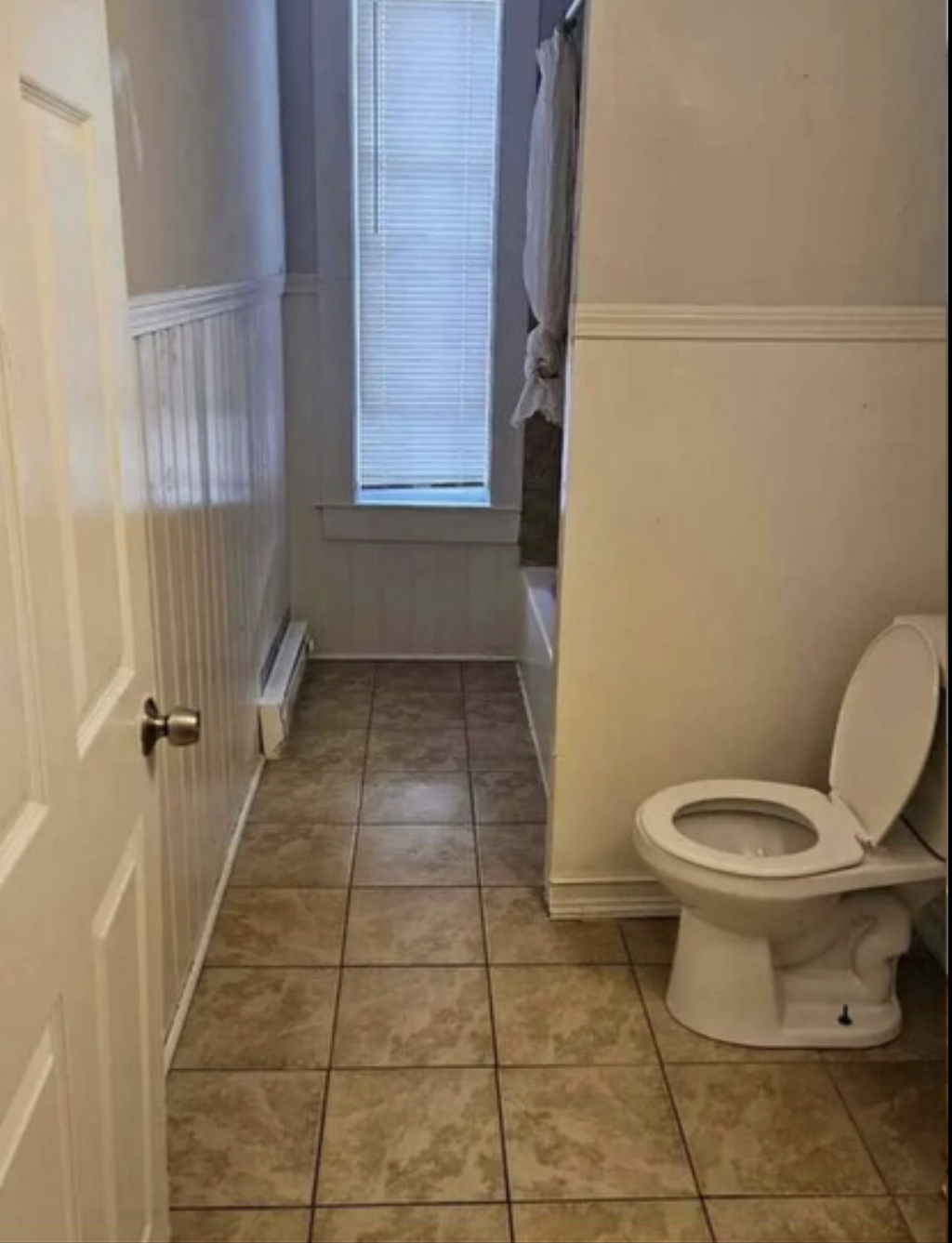 3 bed, 1 bath apartment for rent at 15 Jefferson St Unit 2, Oak Hill — photo 2 of 4