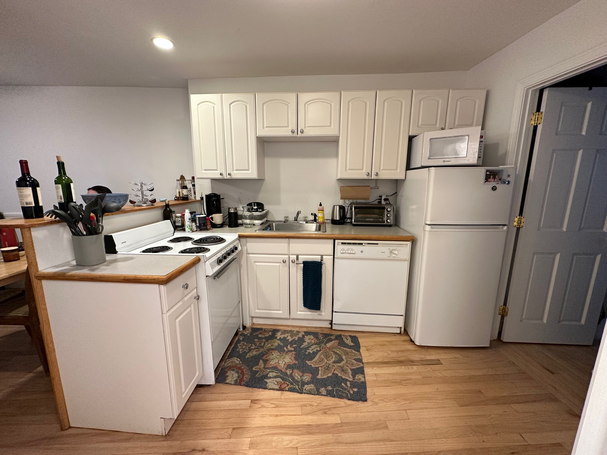 2 bed, 1 bath apartment for rent at 85 Charles St Unit 3, Beacon Hill — photo 10 of 13