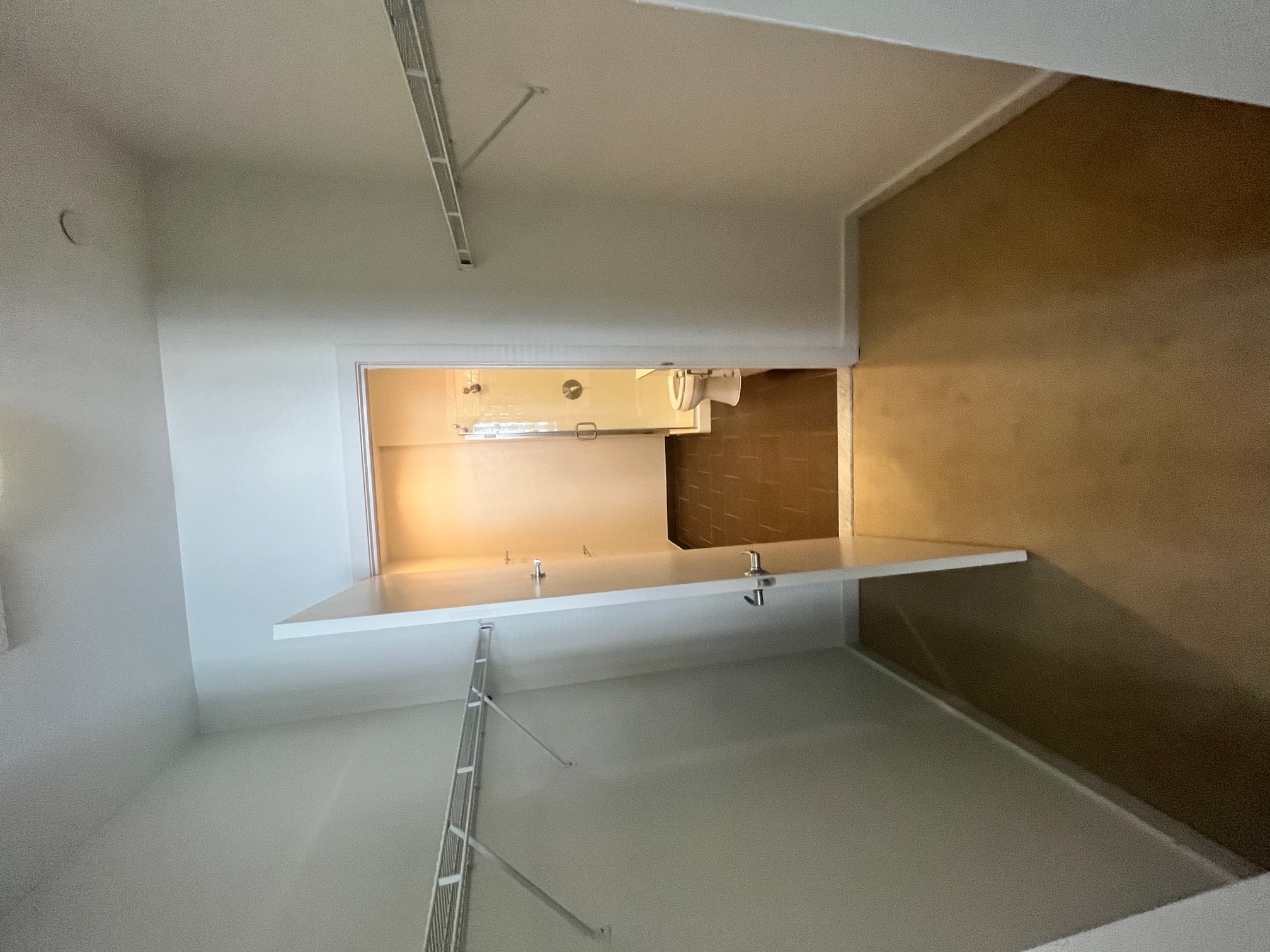 3 bed, 2 bath apartment for rent at 240 Sidney St Unit 3BED, Cambridgeport — photo 4 of 14