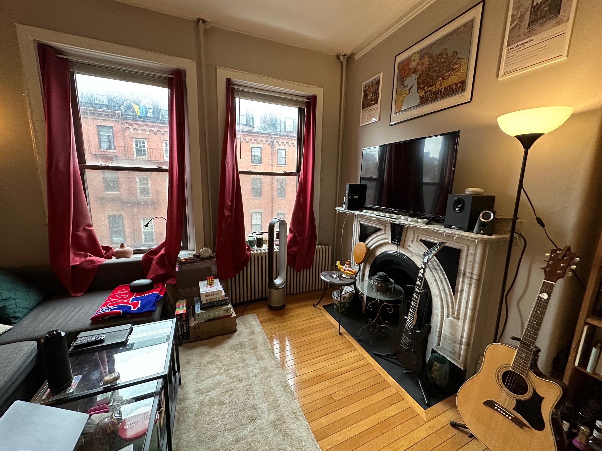 Studio bed, 1 bath apartment for rent at 82 Charles St Unit 2F, Beacon Hill — photo 2 of 10