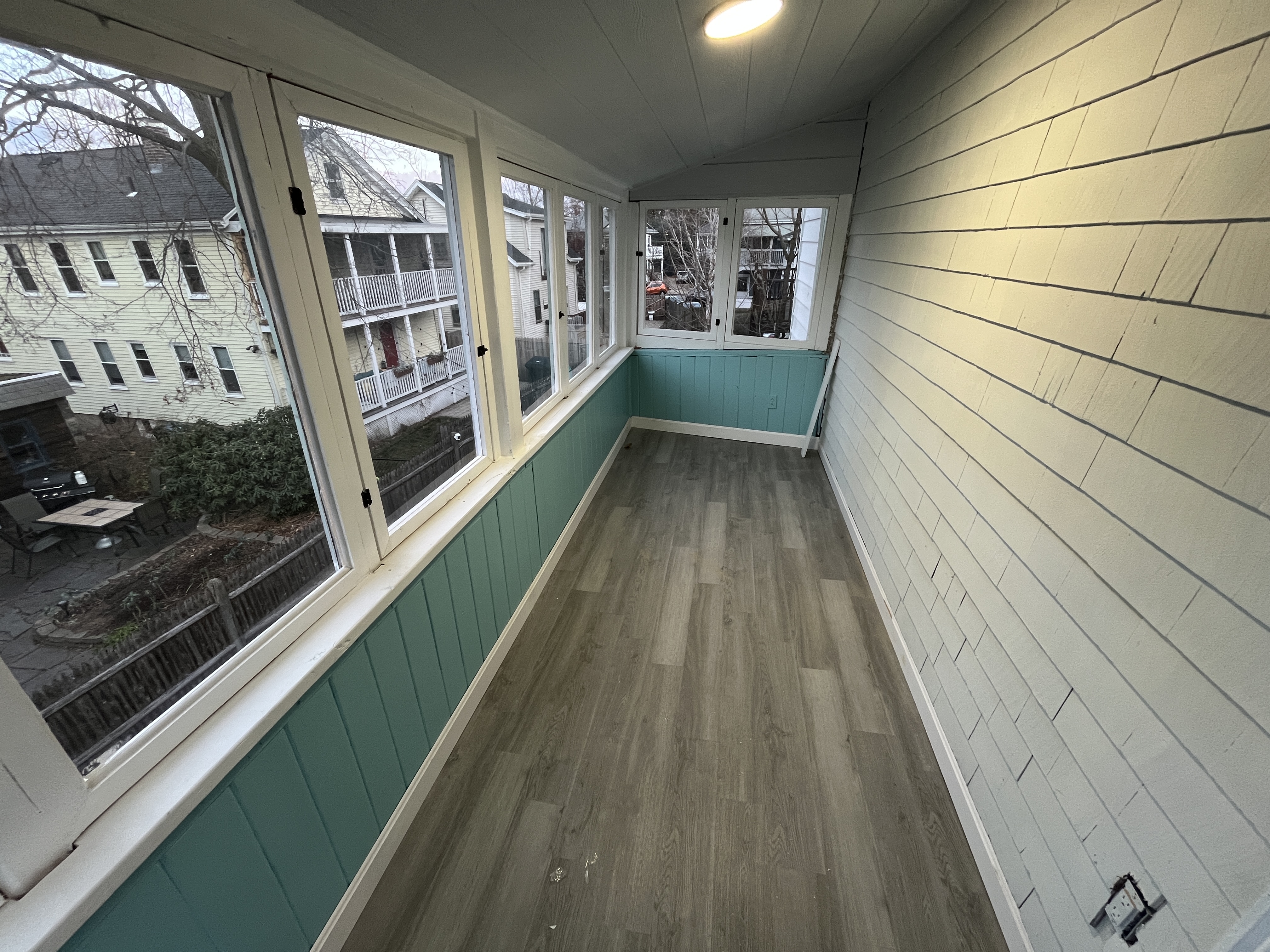 28 Emerald St, Medford