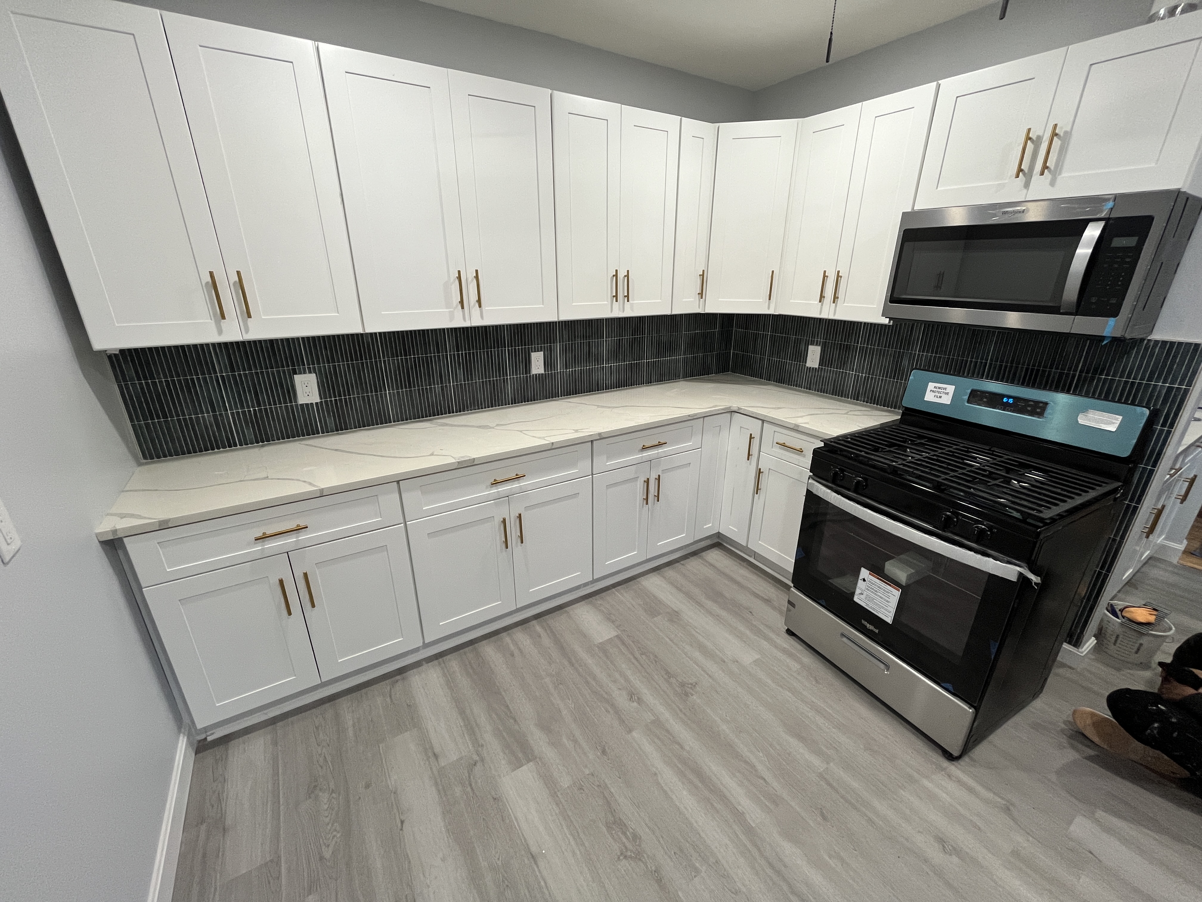 28 Emerald St, Medford