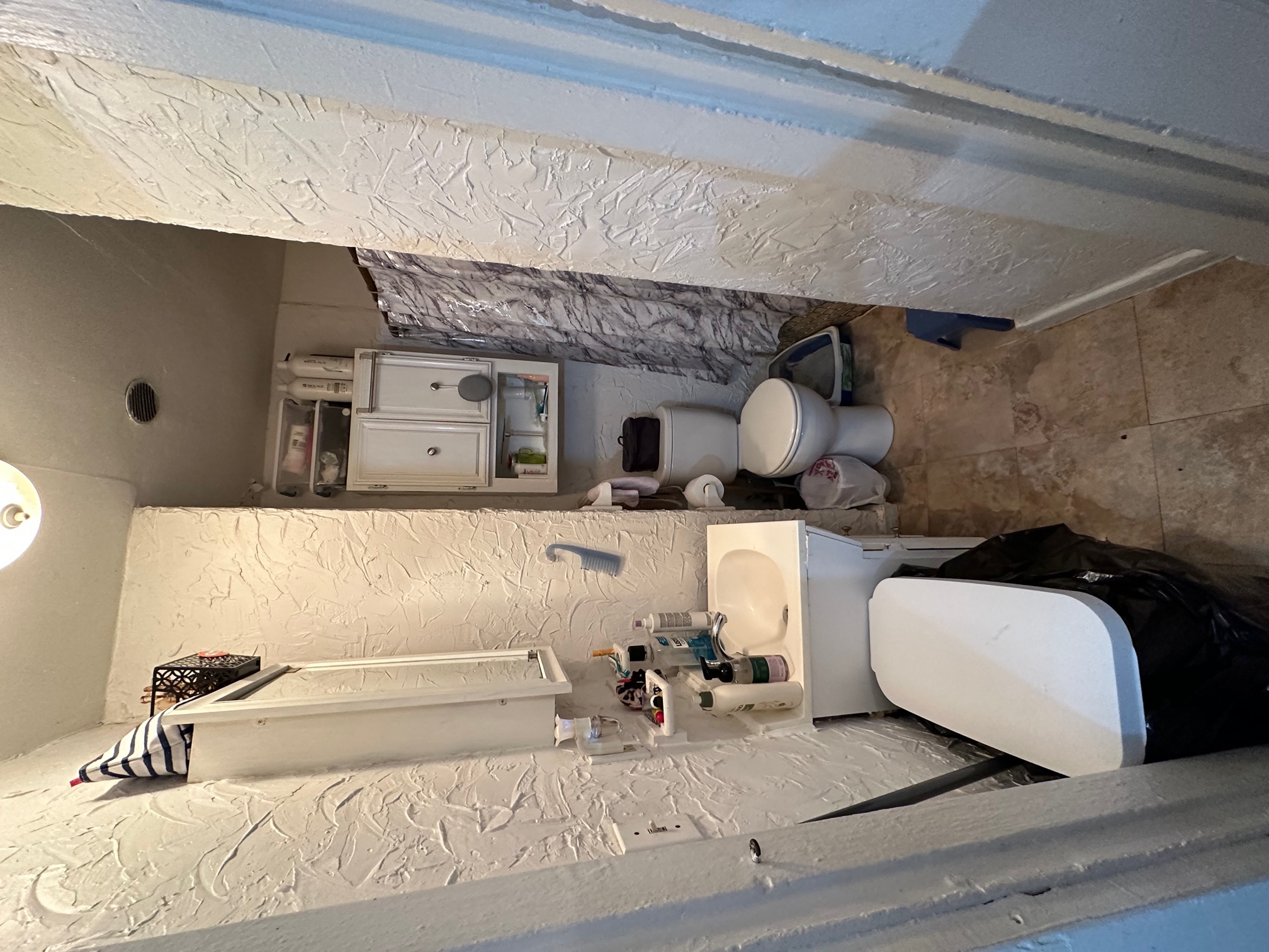 Studio bed, 1 bath apartment for rent at 64 Myrtle St Unit 5, Beacon Hill — photo 5 of 6