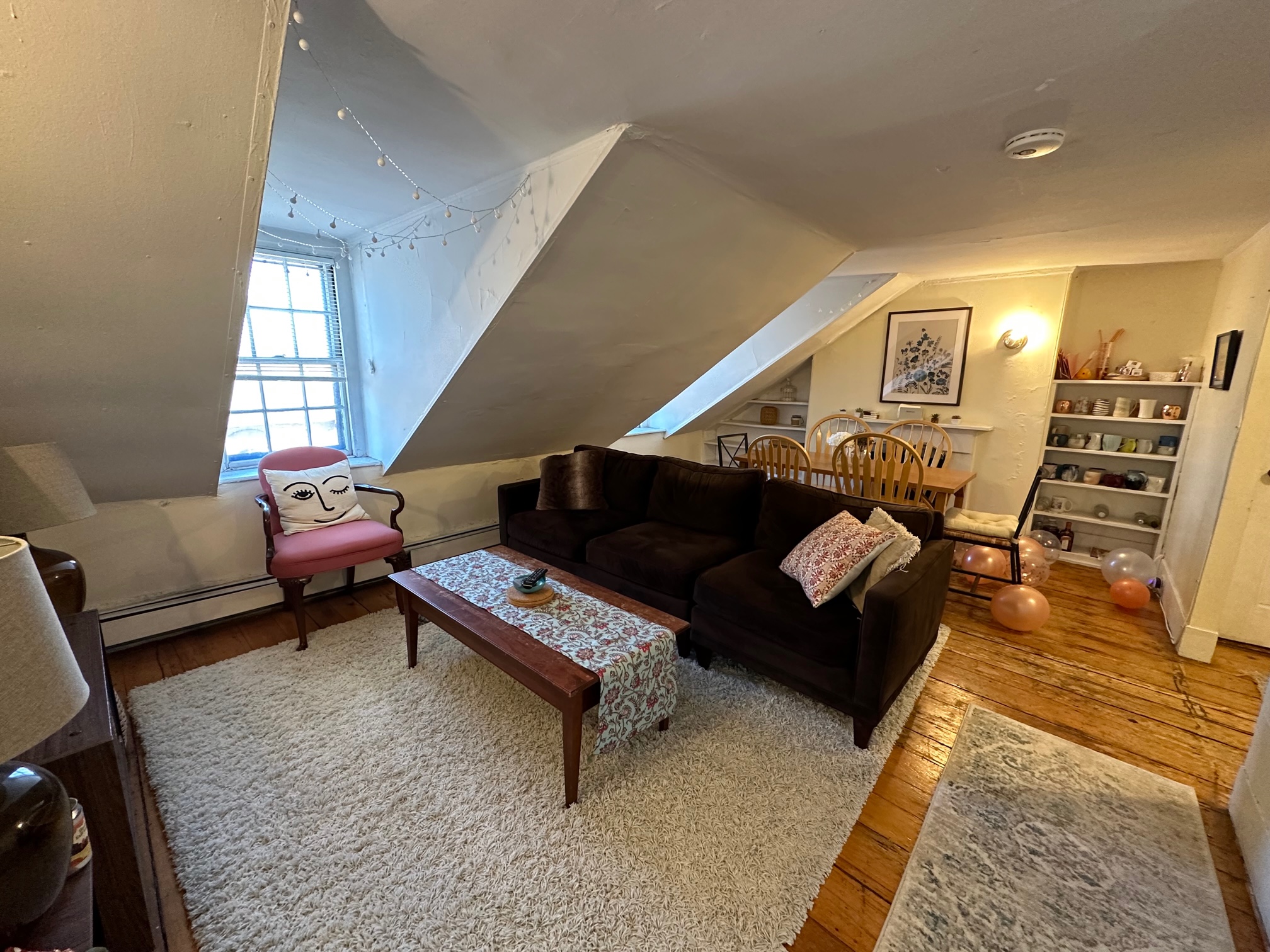 3 bed, 1 bath apartment for rent at 65 Charles St Unit 3, Beacon Hill — photo 5 of 13
